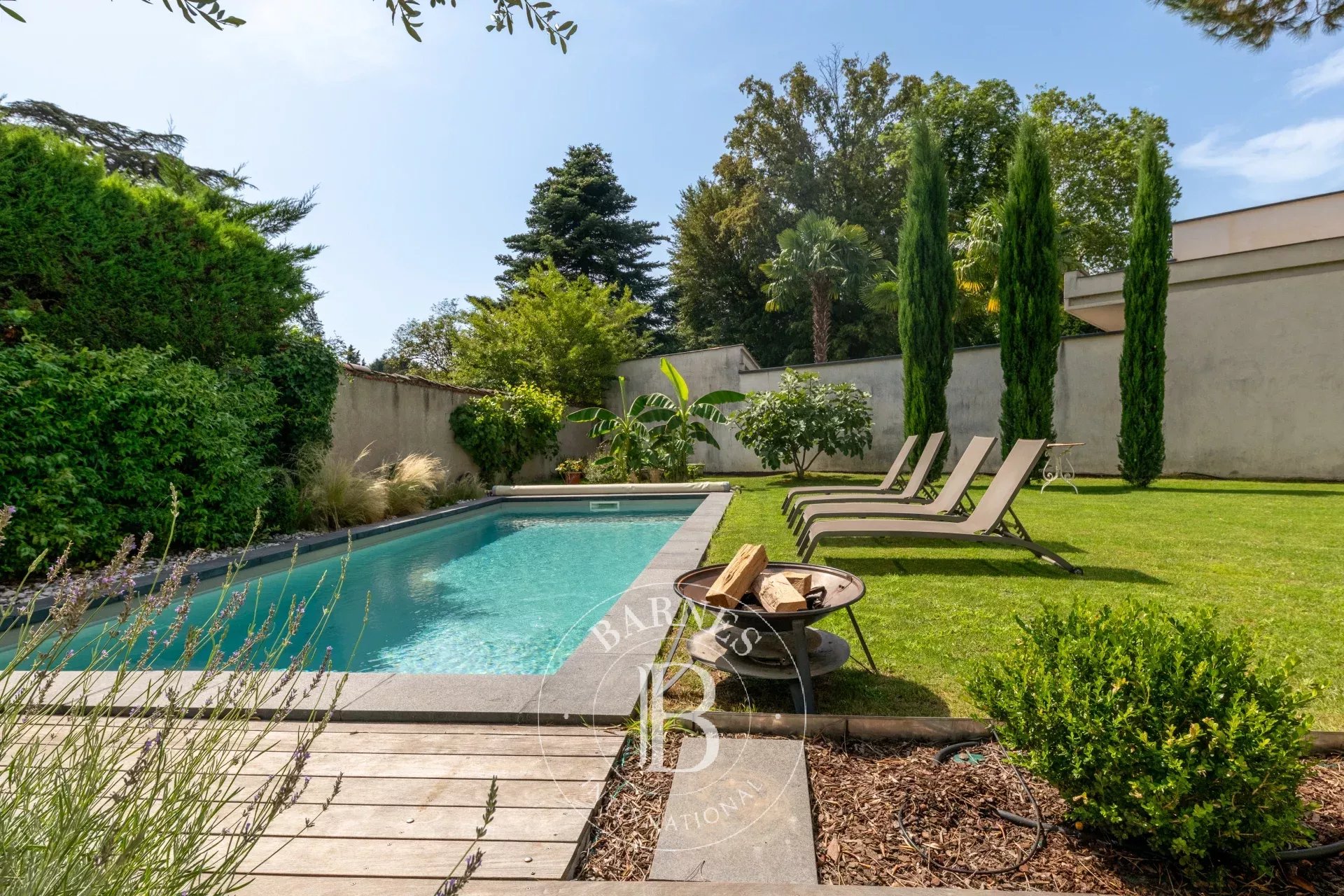 Ev Tassin-la-Demi-Lune