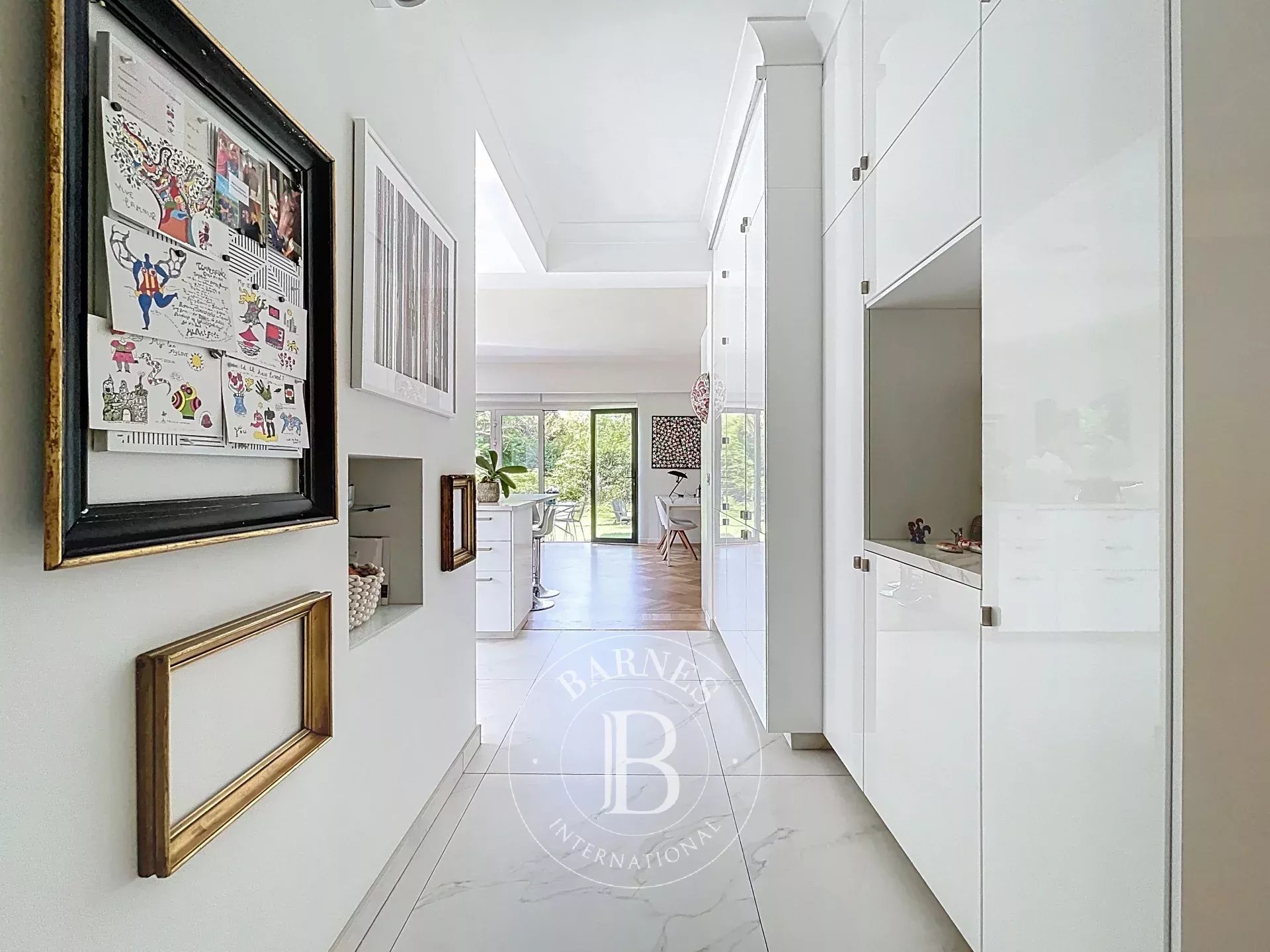 Uccle- Exceptionnelle Maison darchitecte rénovée à vendre