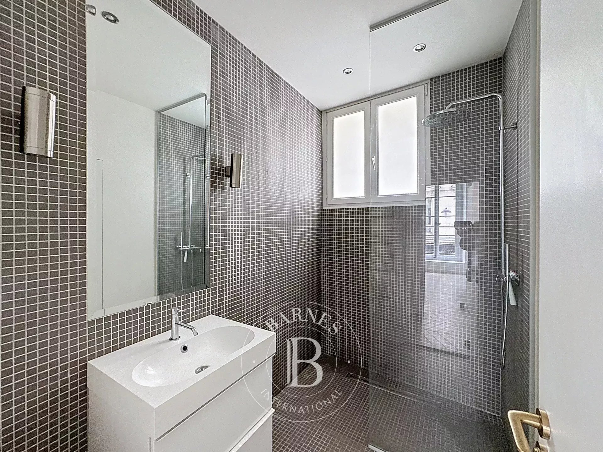 Daire Paris 1er - picture 11