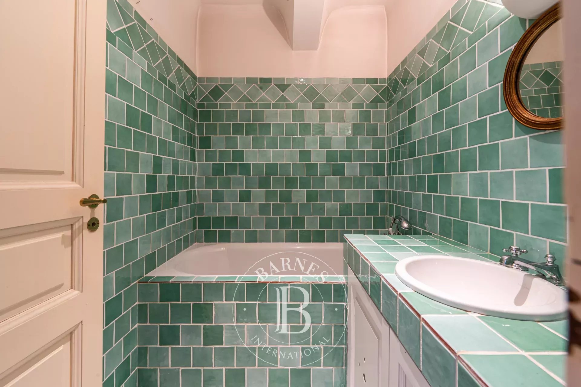 Kirevi Aix-en-Provence - picture 26