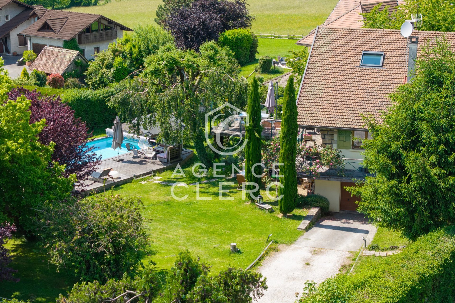 4 Bedroom Villa/Townhouse's Image 6