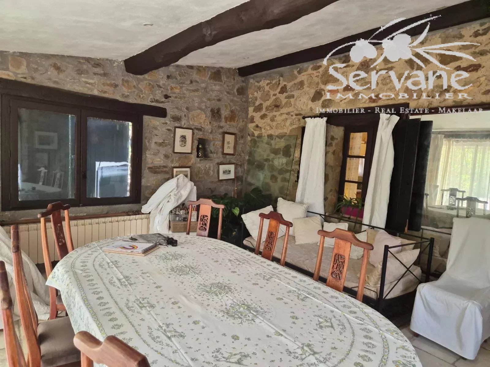 FOR SALE STONE PROPERTY WITH ANNEXES