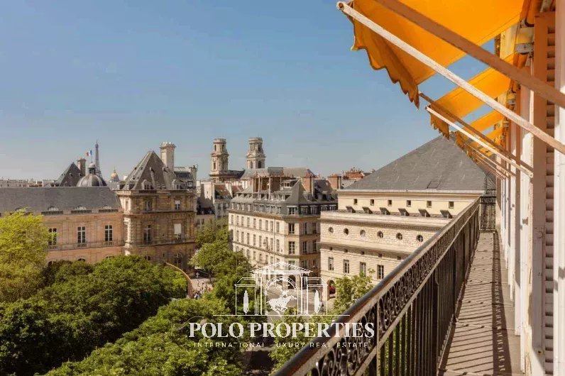 Appartement étage élevé - Balcon - Vue Dégagée