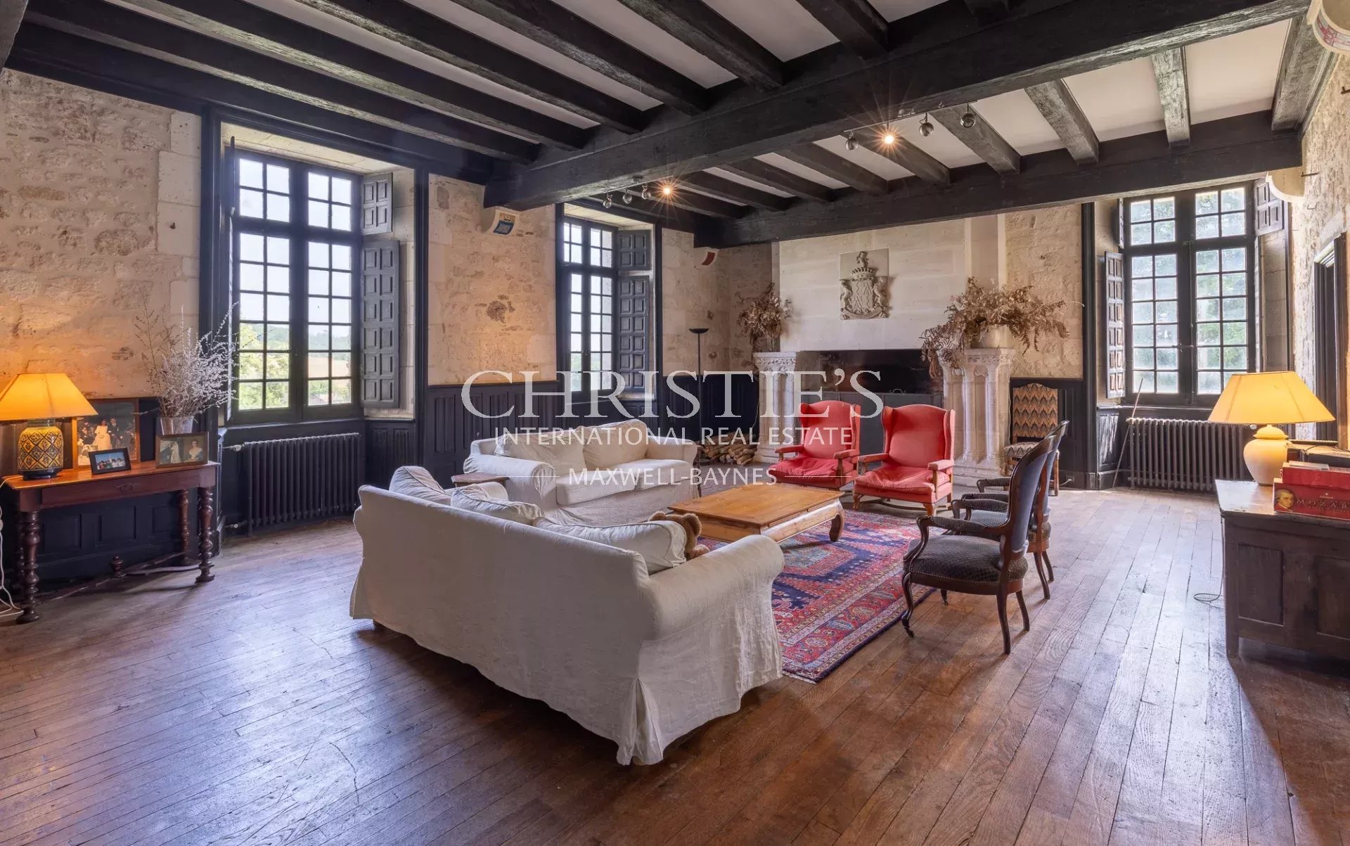 9 Bedroom Chateau's Image 3