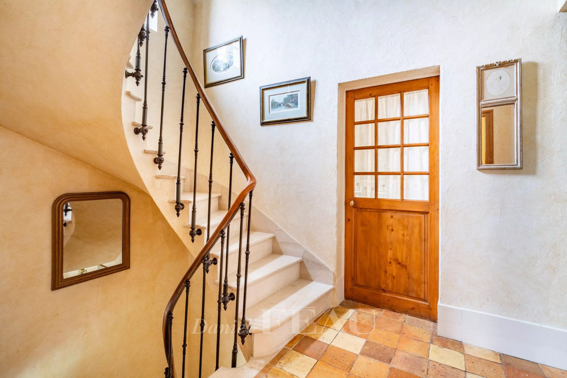 4 Bedroom Villa/Townhouse's Image 7