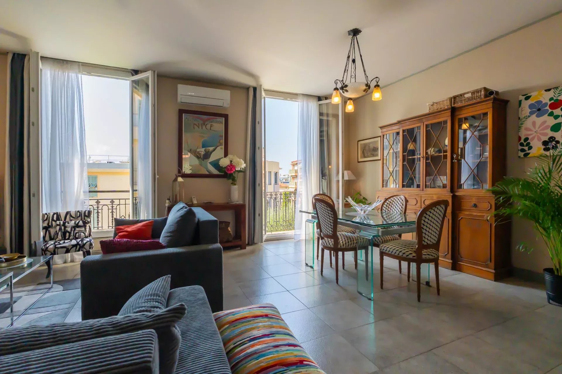 Nice, le Port, Appartement 4 pièces de 96m2 avec terrasse