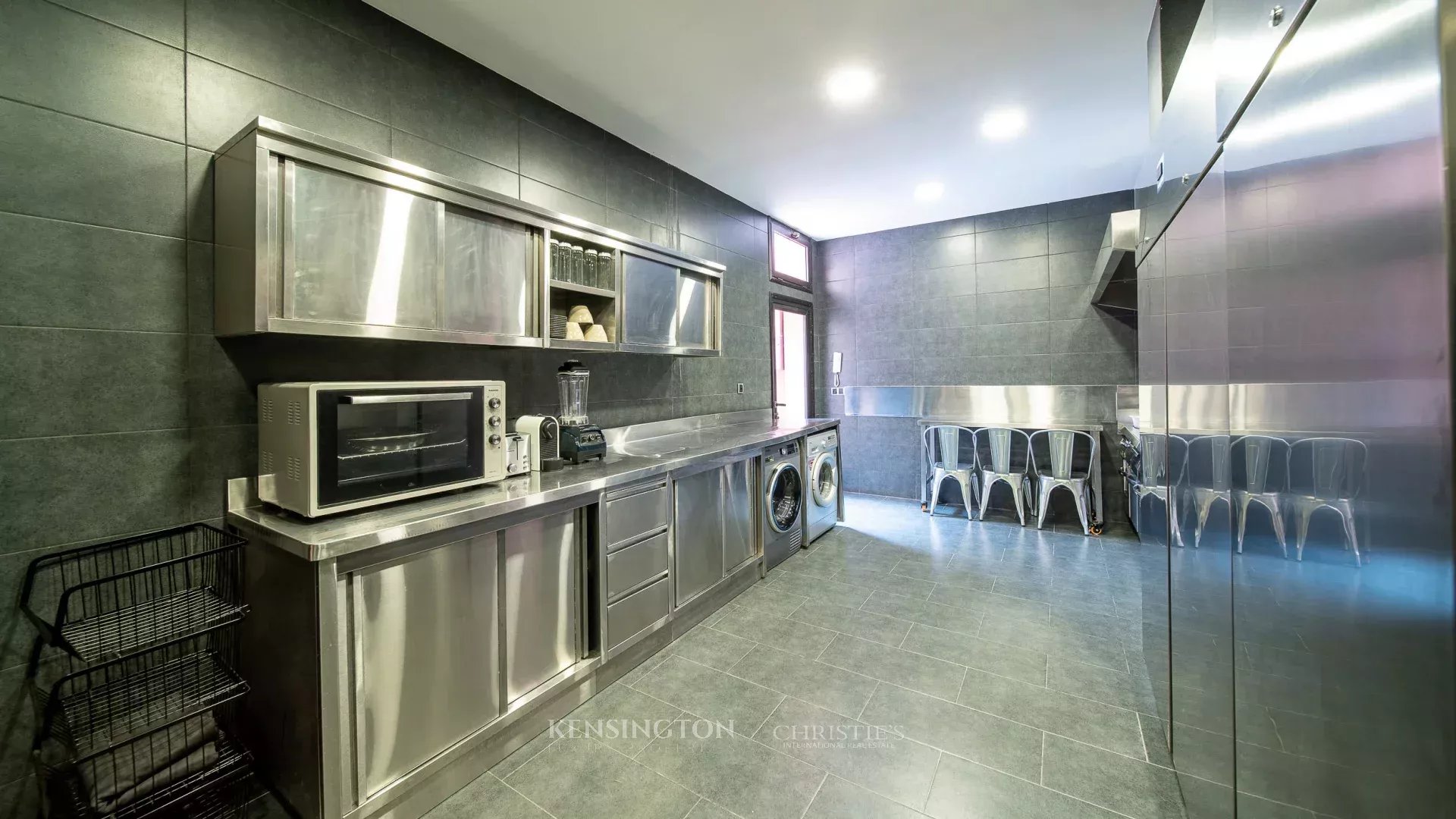 5 Bedroom Villa/Townhouse's Image 39