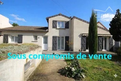 A VENDRE MAISON DE 4 PIECES A CHAMPS SUR MARNE