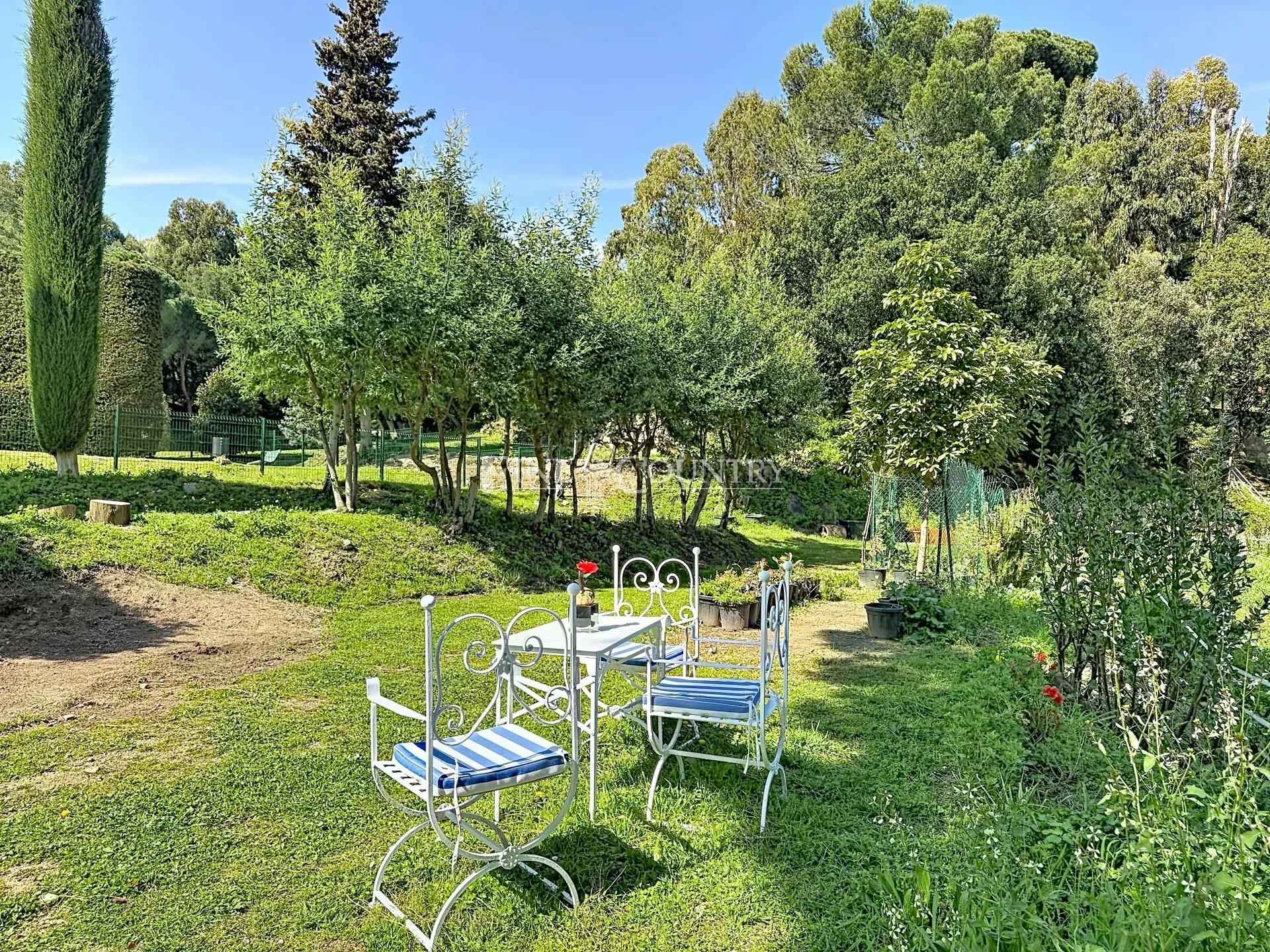 Photo of Apartment for sale in Cannes panoramic sea view