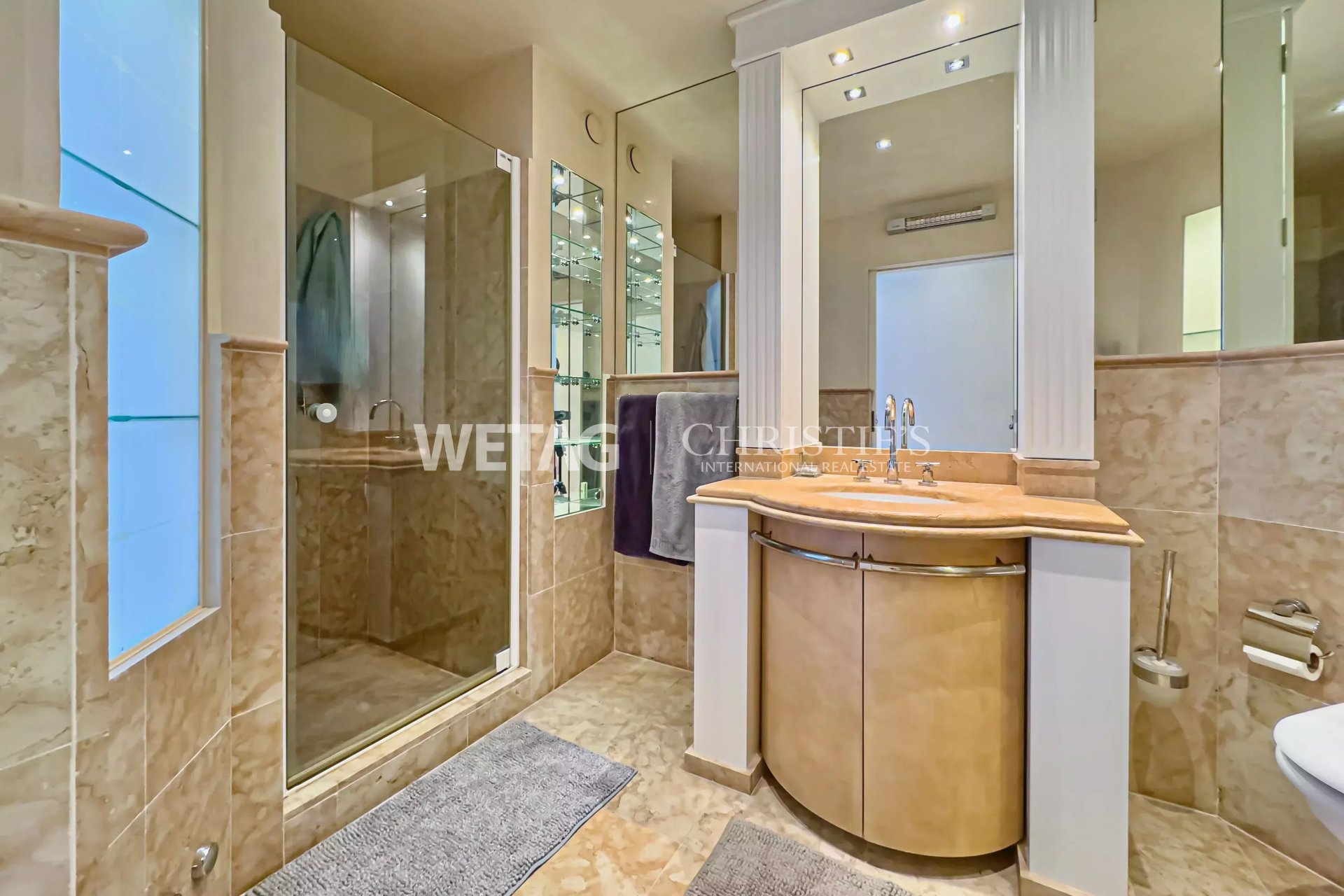 3 Bedroom Apartment/Flat's Image 4