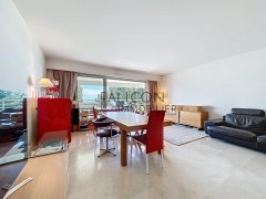 3-Bedroom Apartment in Nice — photo 6 of 7