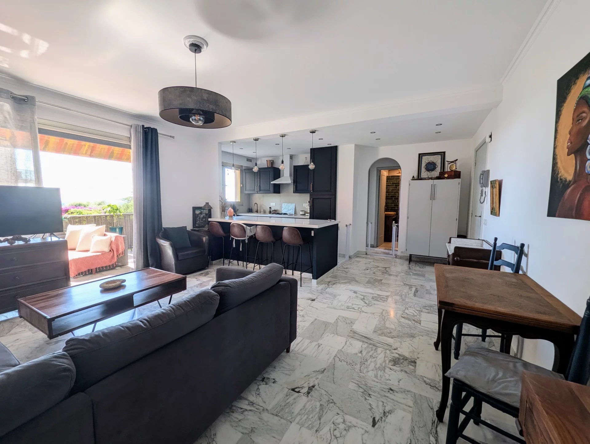 SUPERBE APPARTEMENT T2 CALME / VUE MER GRANDE TERRASSE ET GARAGE