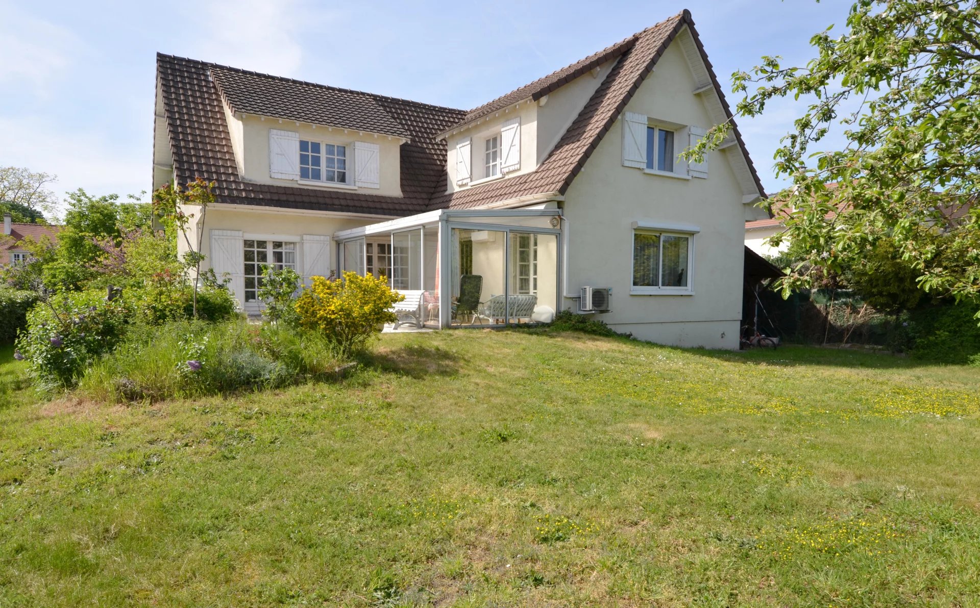 Villa Ile de France