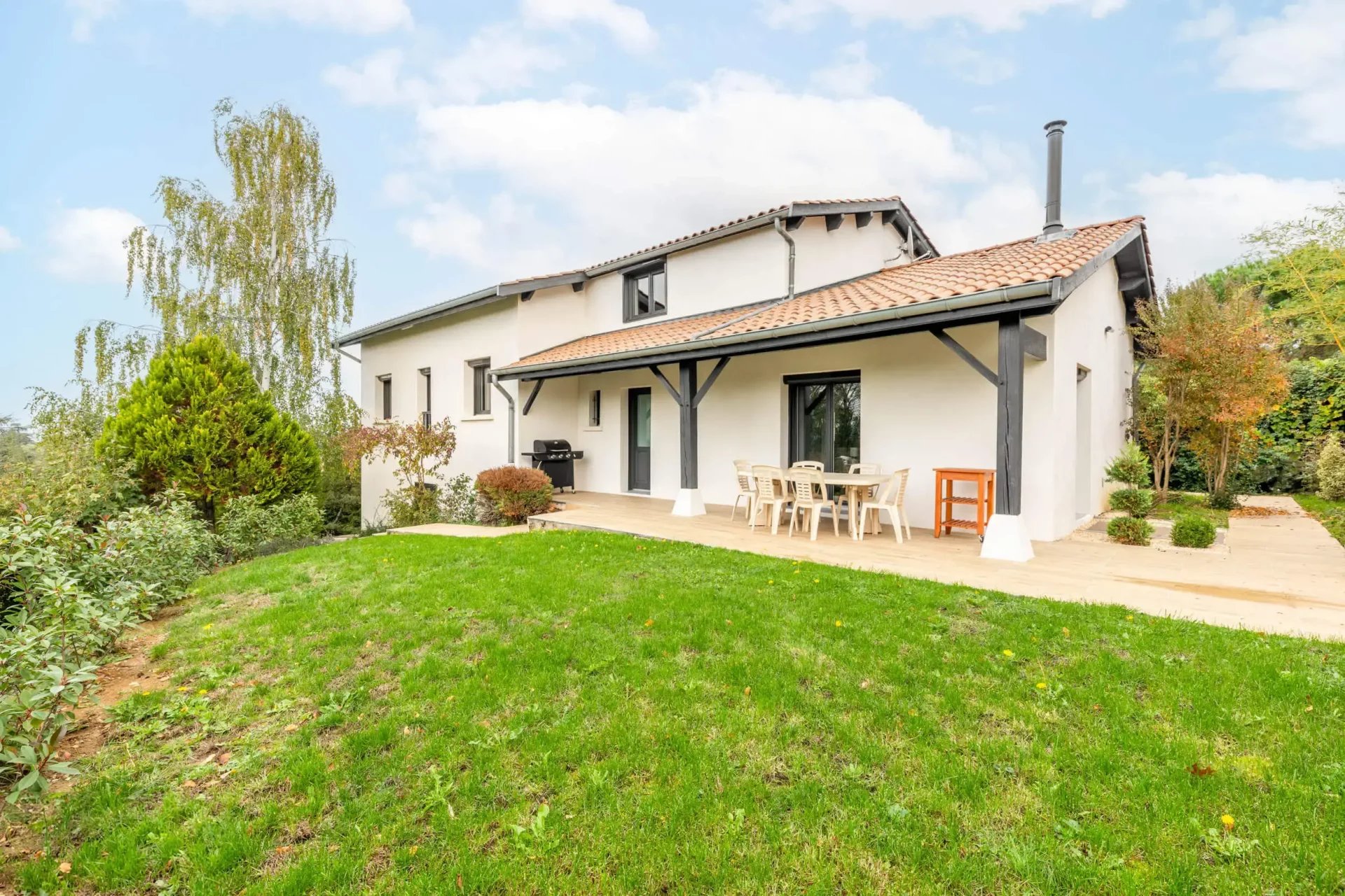 Maison à Chasselay de 248 m² au sol