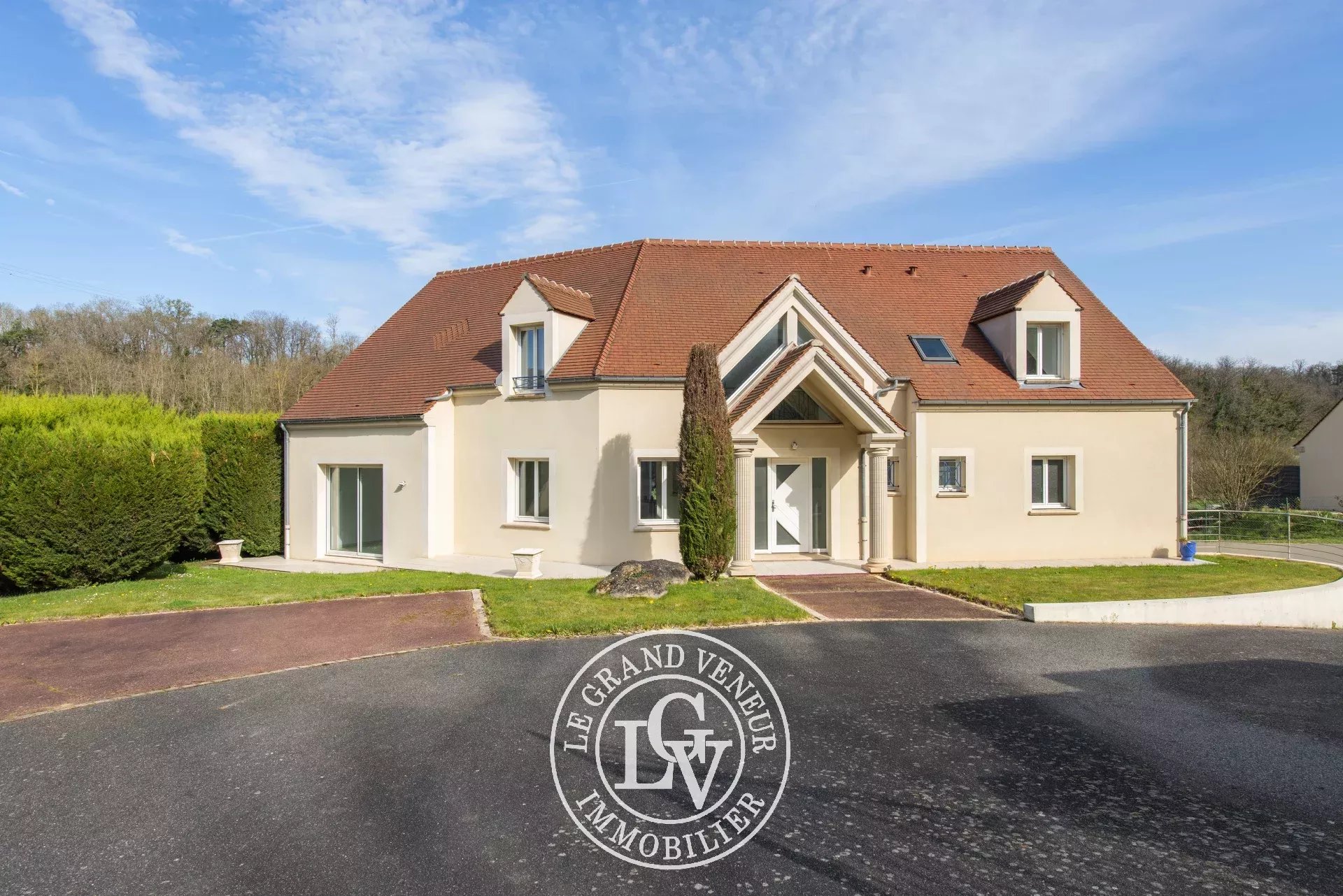 Sale House Fontainebleau