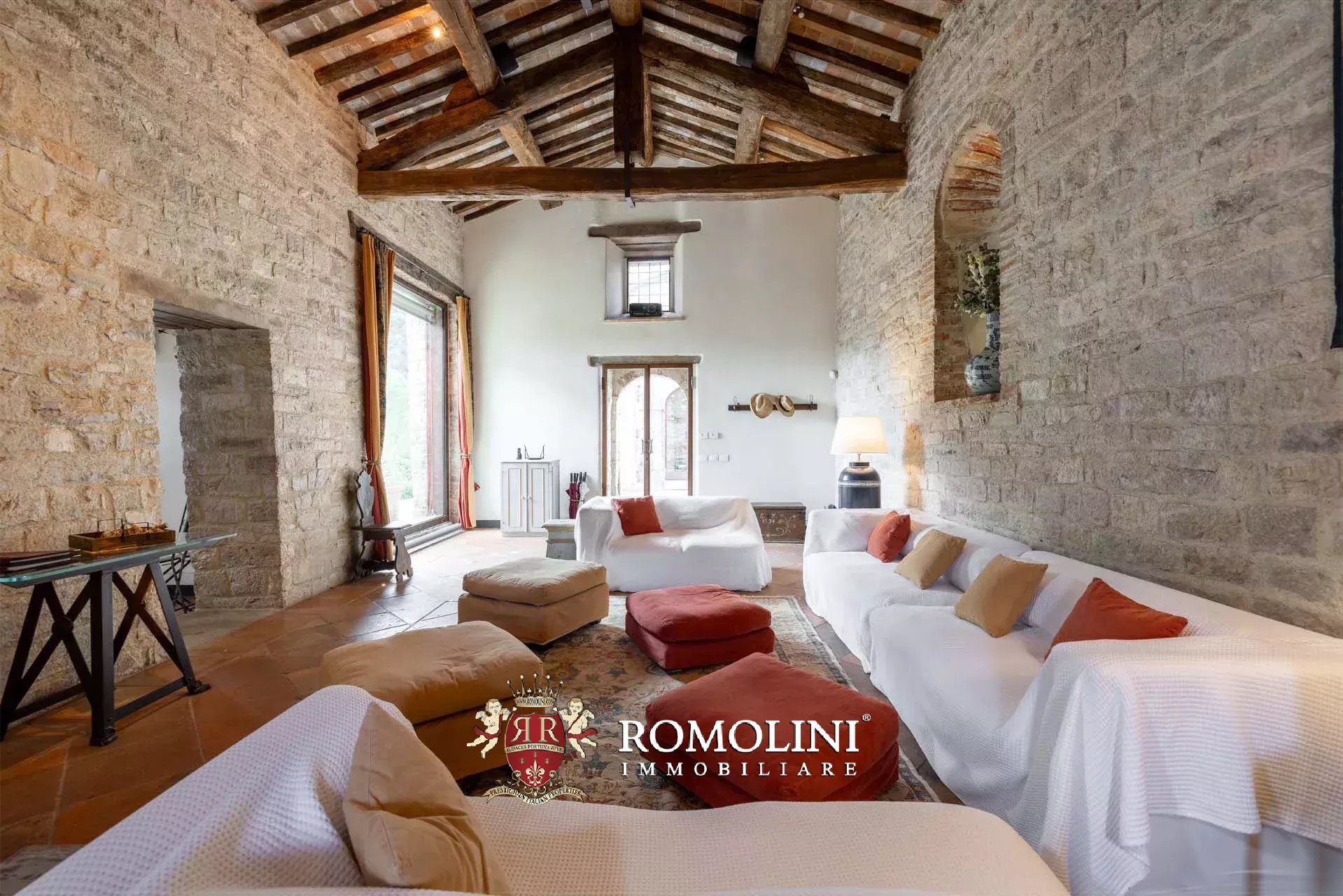 8 Bedroom Villa/Townhouse's Image 34