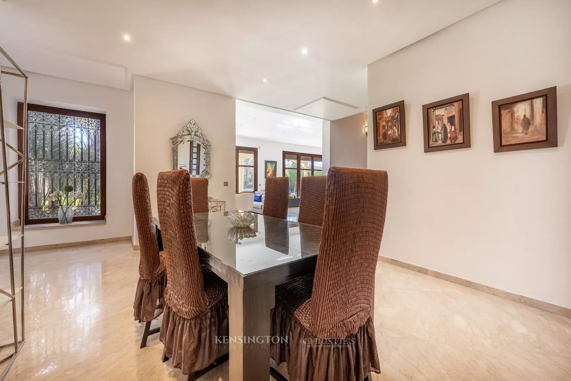 4 Bedroom Villa/Townhouse's Image 15