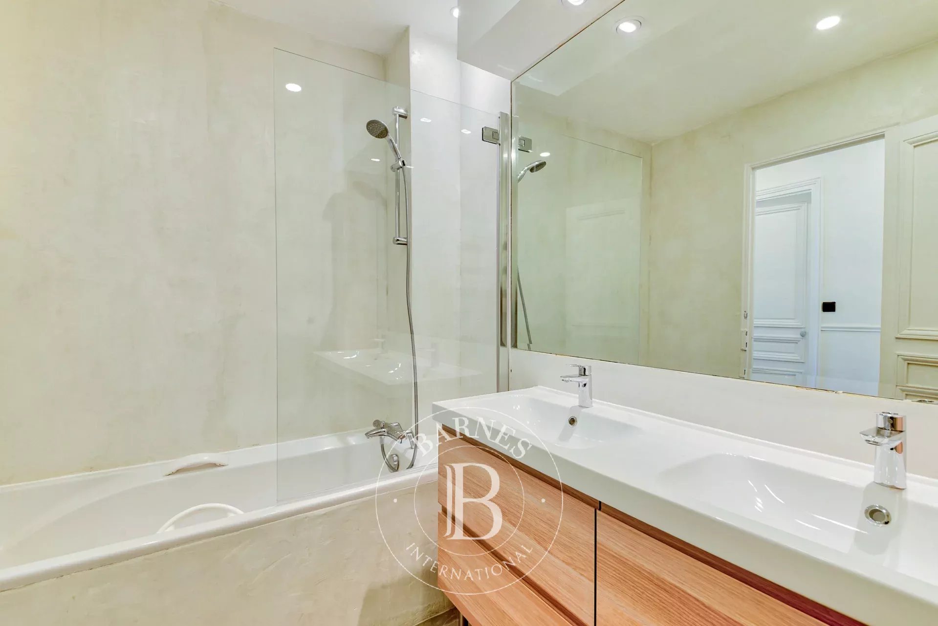 Daire Paris 9ème - picture 9