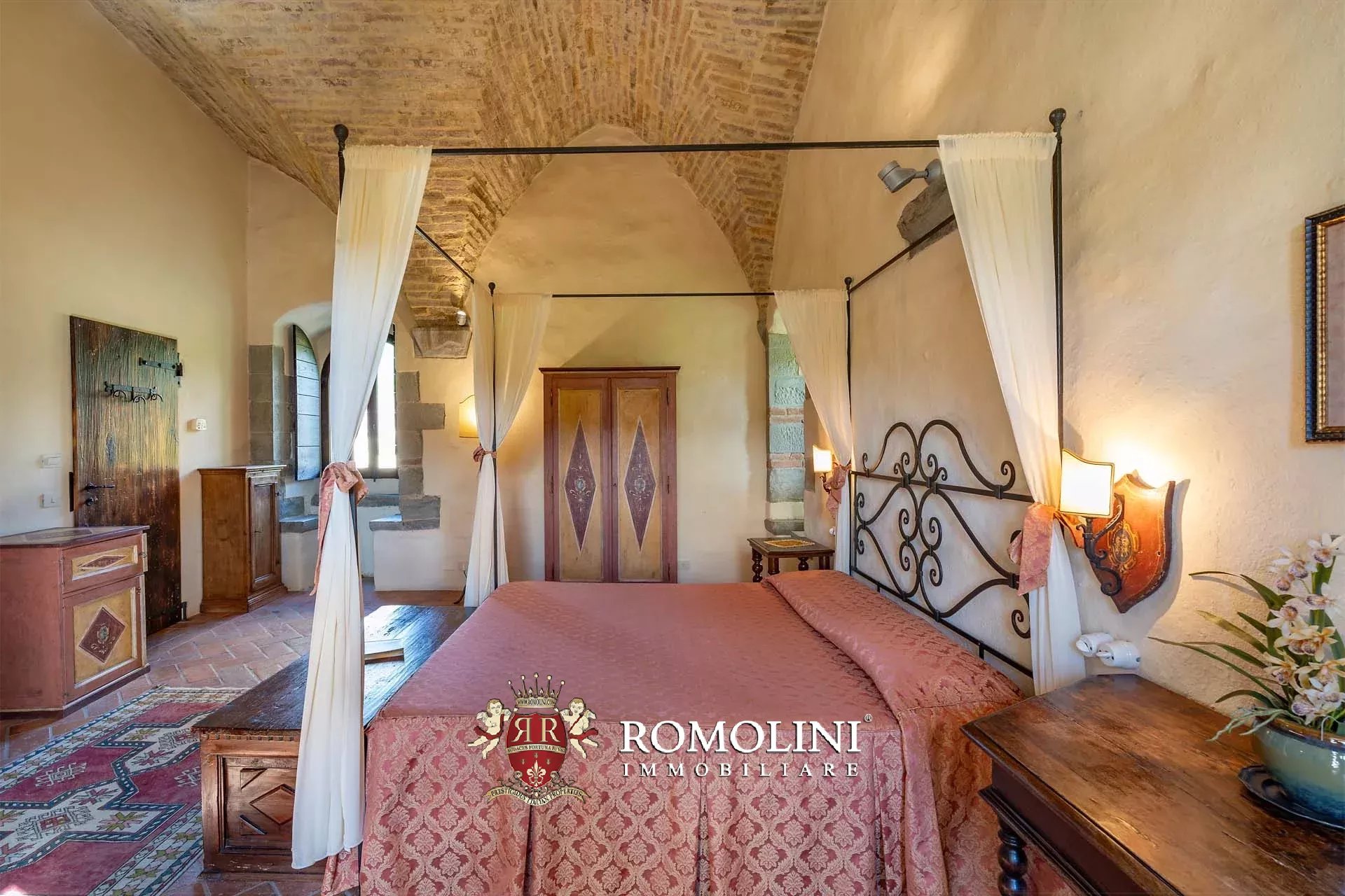 16 Bedroom Villa/Townhouse's Image 31