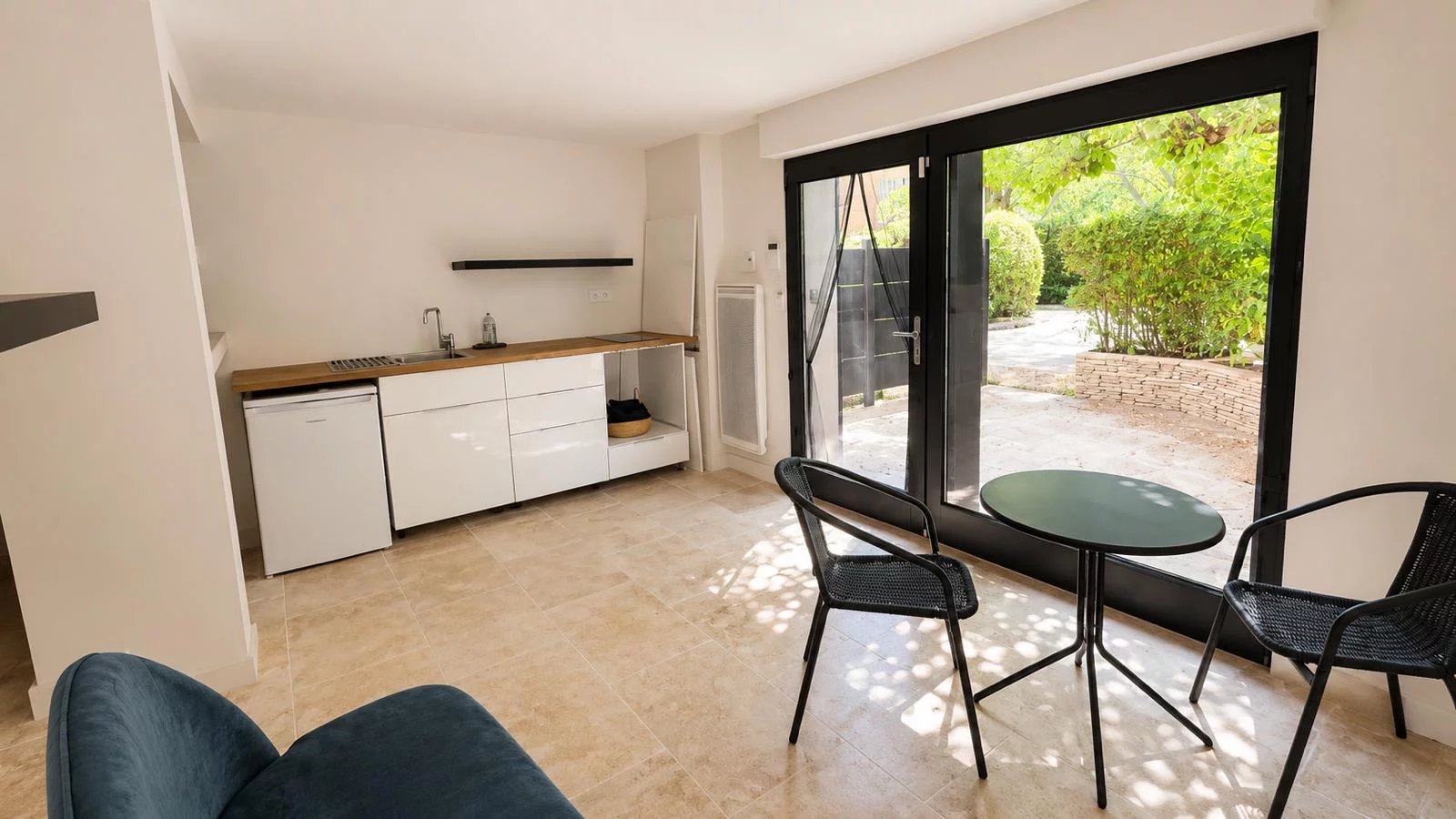 Appartement T2 + studio indépendant attenant - Le Tholonet