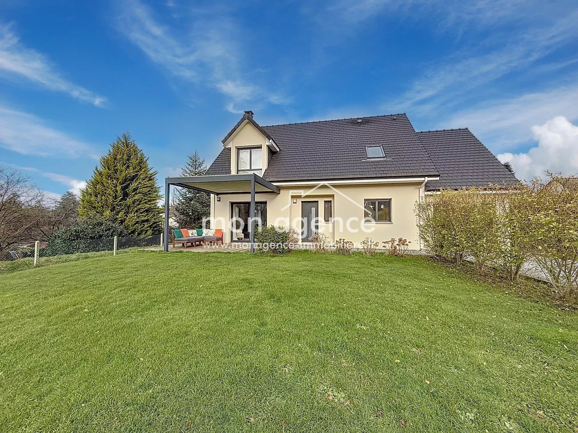 Sale House - Saint-Aubin-Celloville