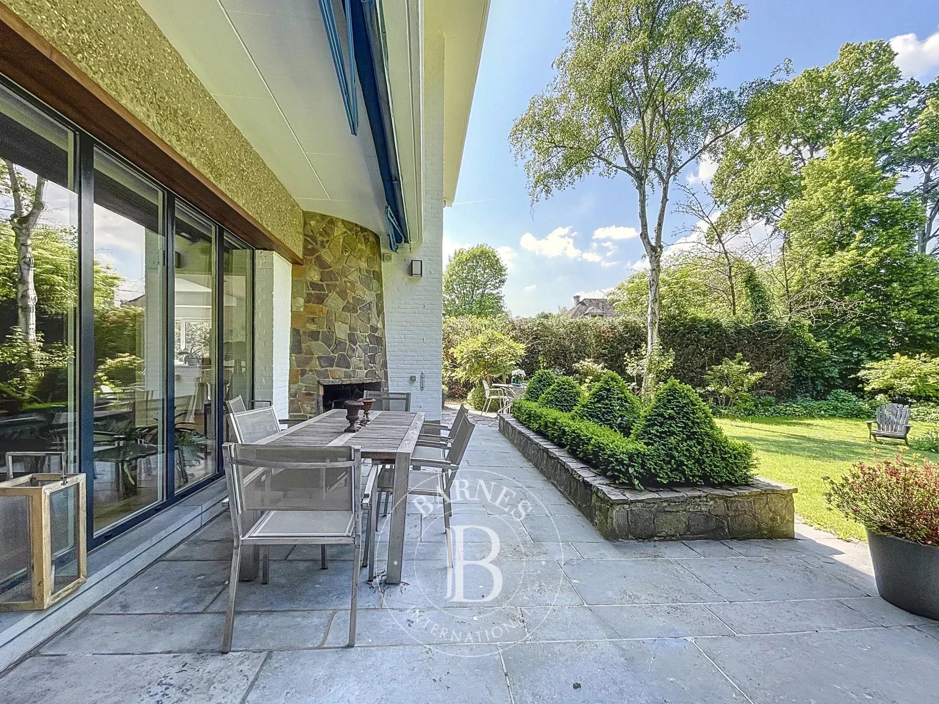 Uccle- Exceptionnelle Maison darchitecte rénovée à vendre