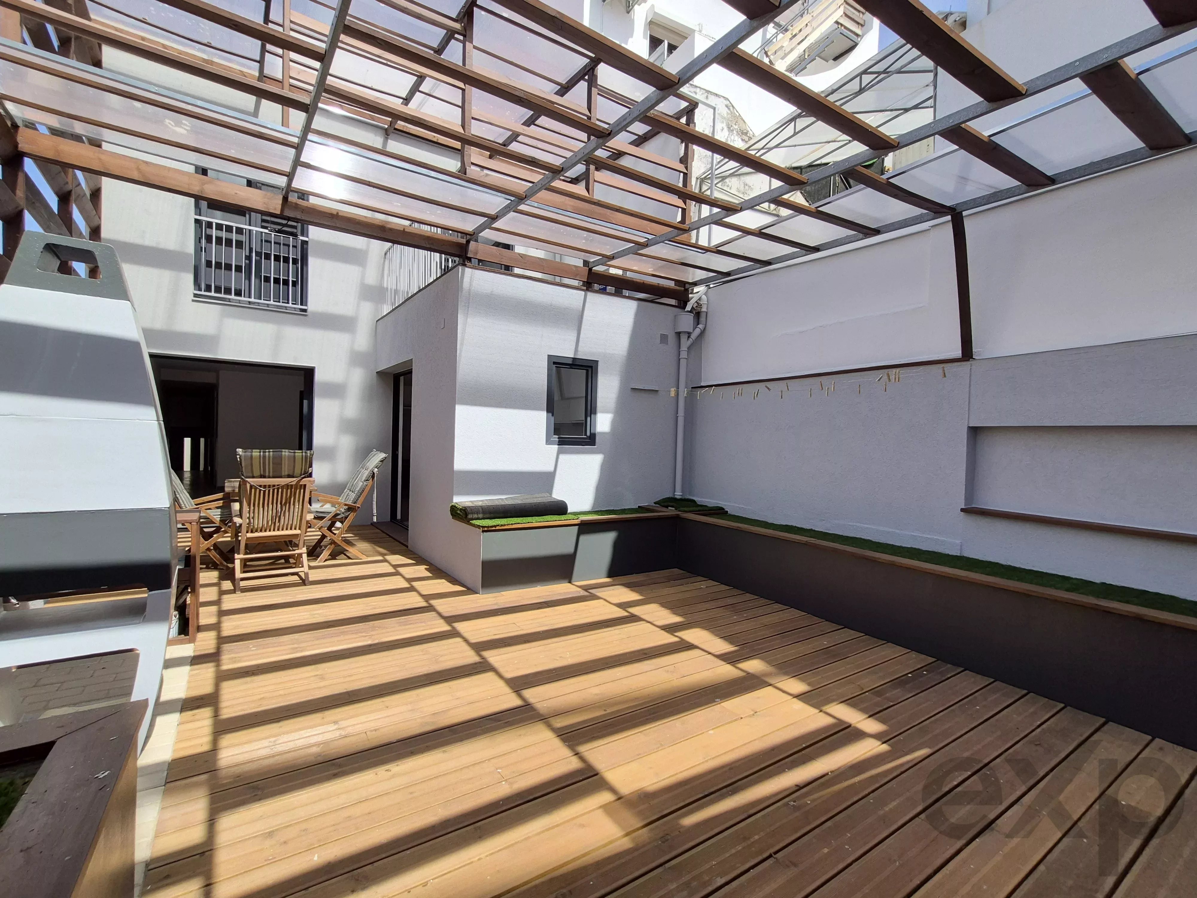 New house, 2 bedrooms, large patio, Alvor center 87107231 image 2