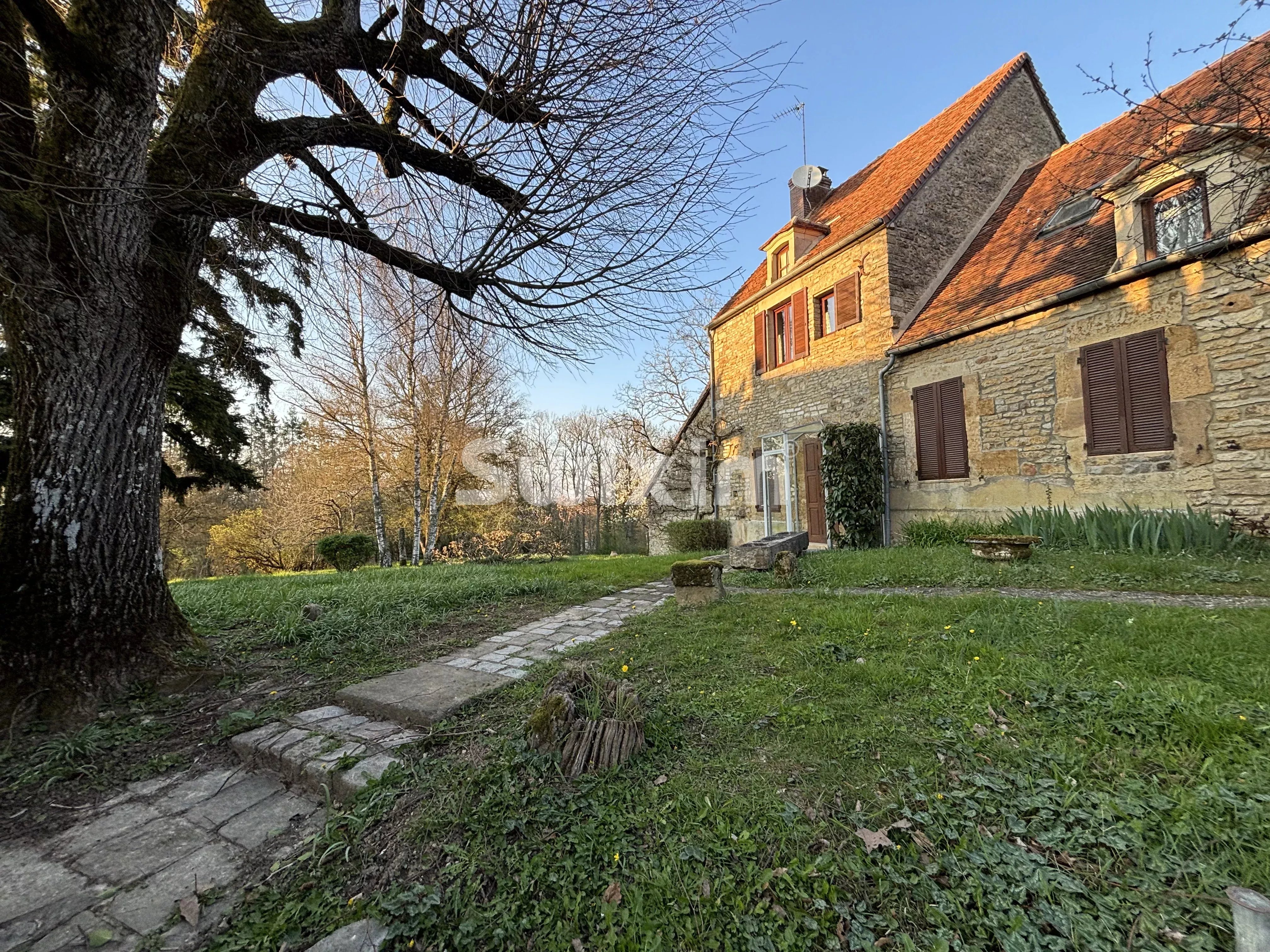 Agence immobilière de Swixim Avallon