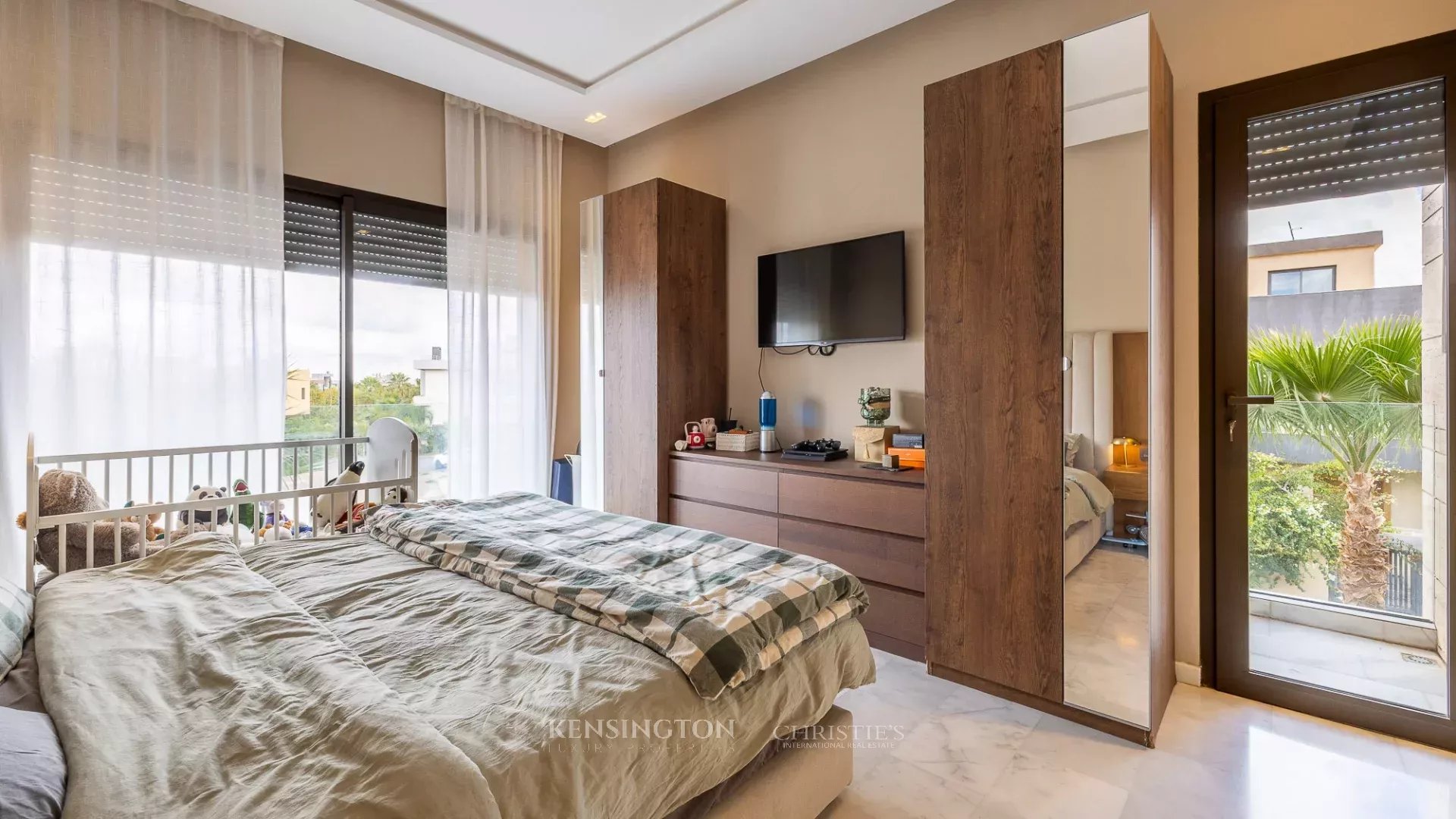 4 Bedroom Villa/Townhouse's Image 12