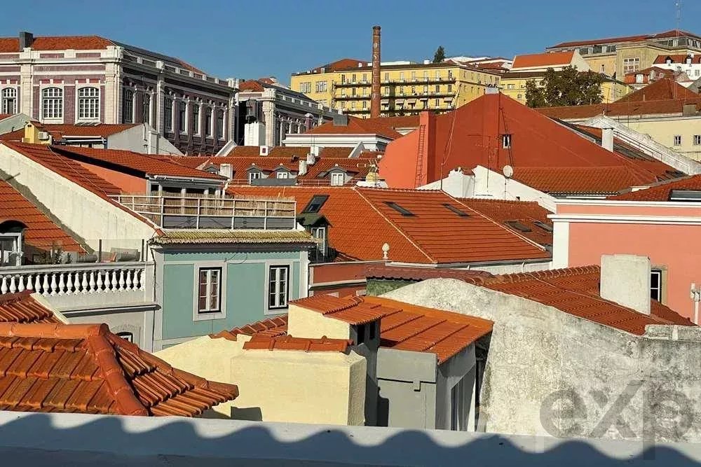 Furnished 2-bedroom apartment in downtown Lisbon 85507002 image 2