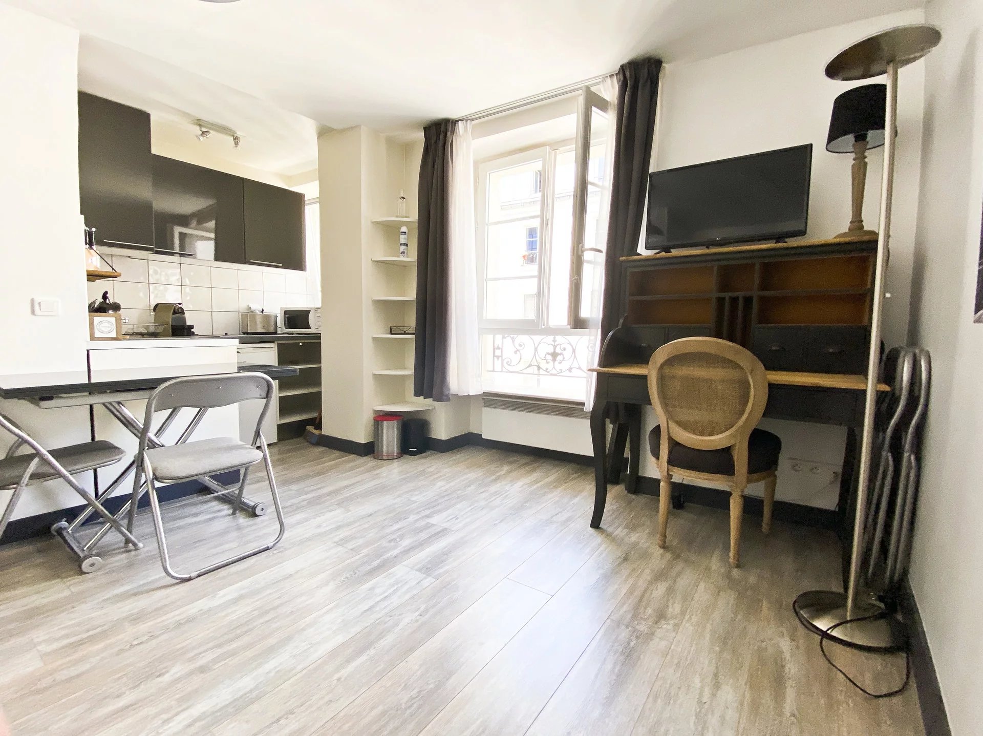 Studio rue du Ponceau SOUS OFFRE