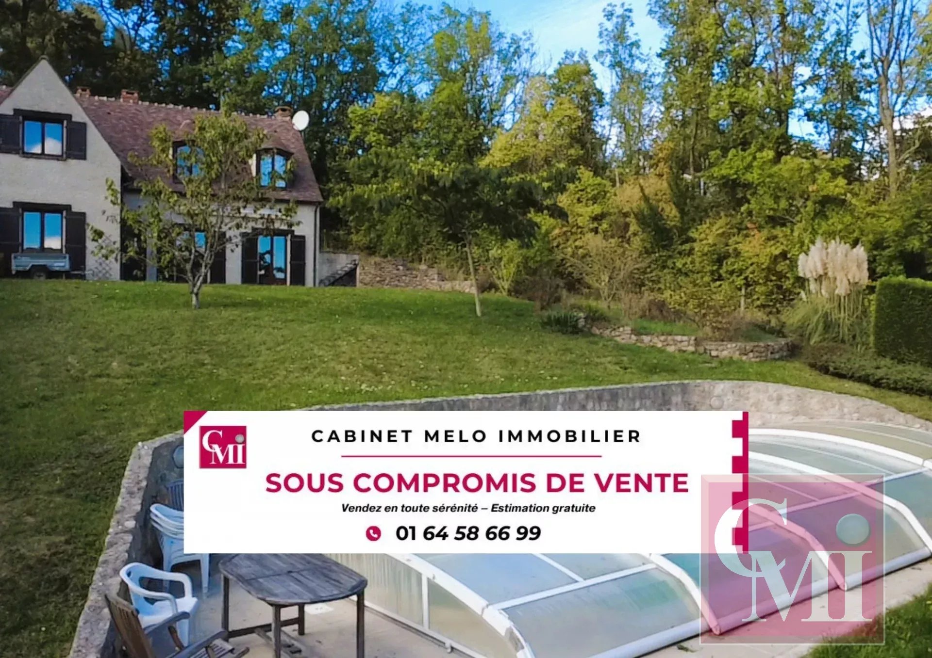 Exclusivite !! Pavillon familial avec piscine et grande dépendance !