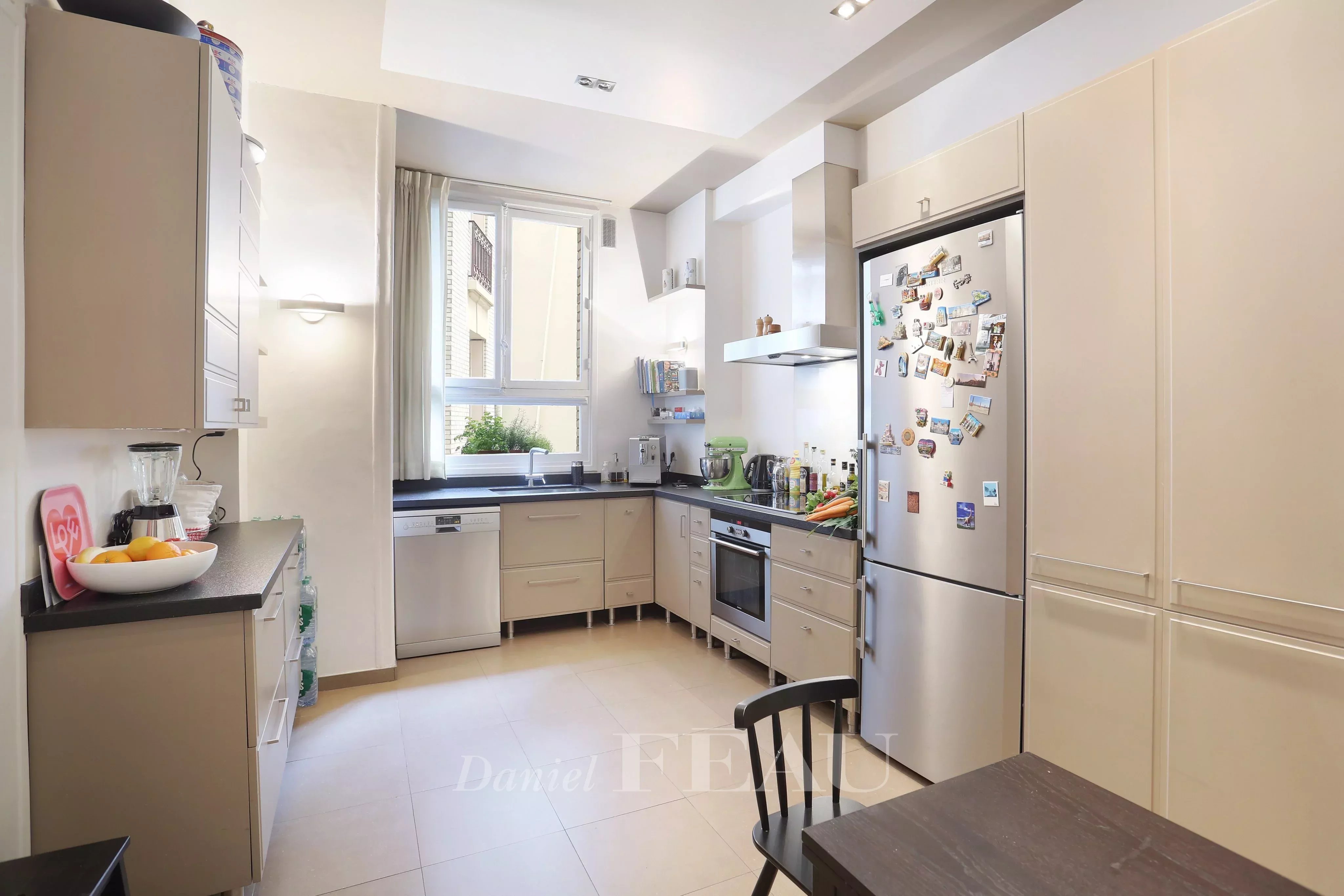 Rental Apartment Paris 16th