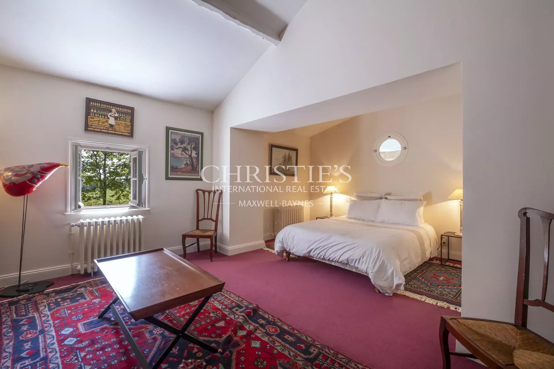 5 Bedroom Villa/Townhouse's Image 25