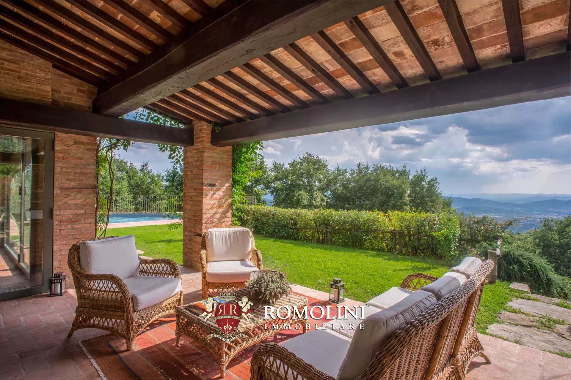16 Bedroom Vineyard's Image 58