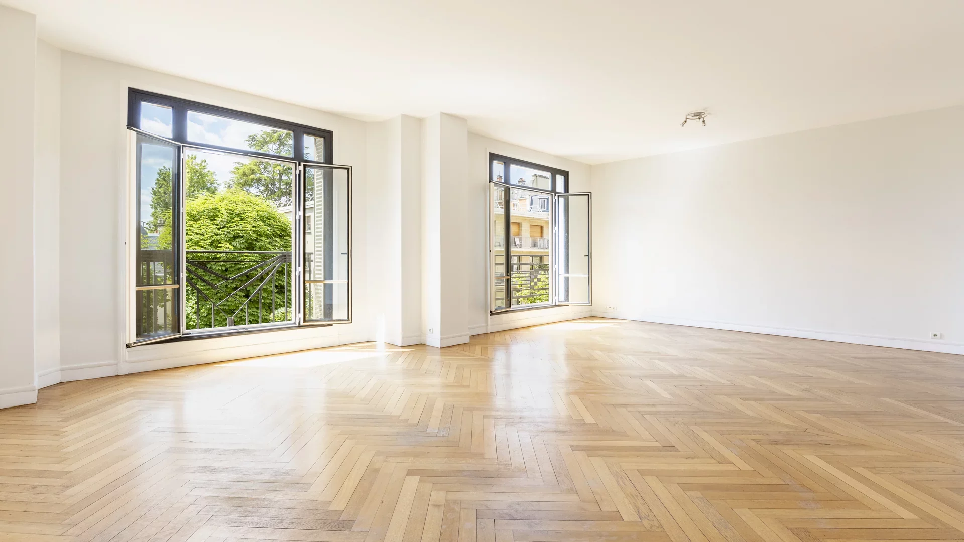 Neuilly-sur-Seine - VICTOR HUGO