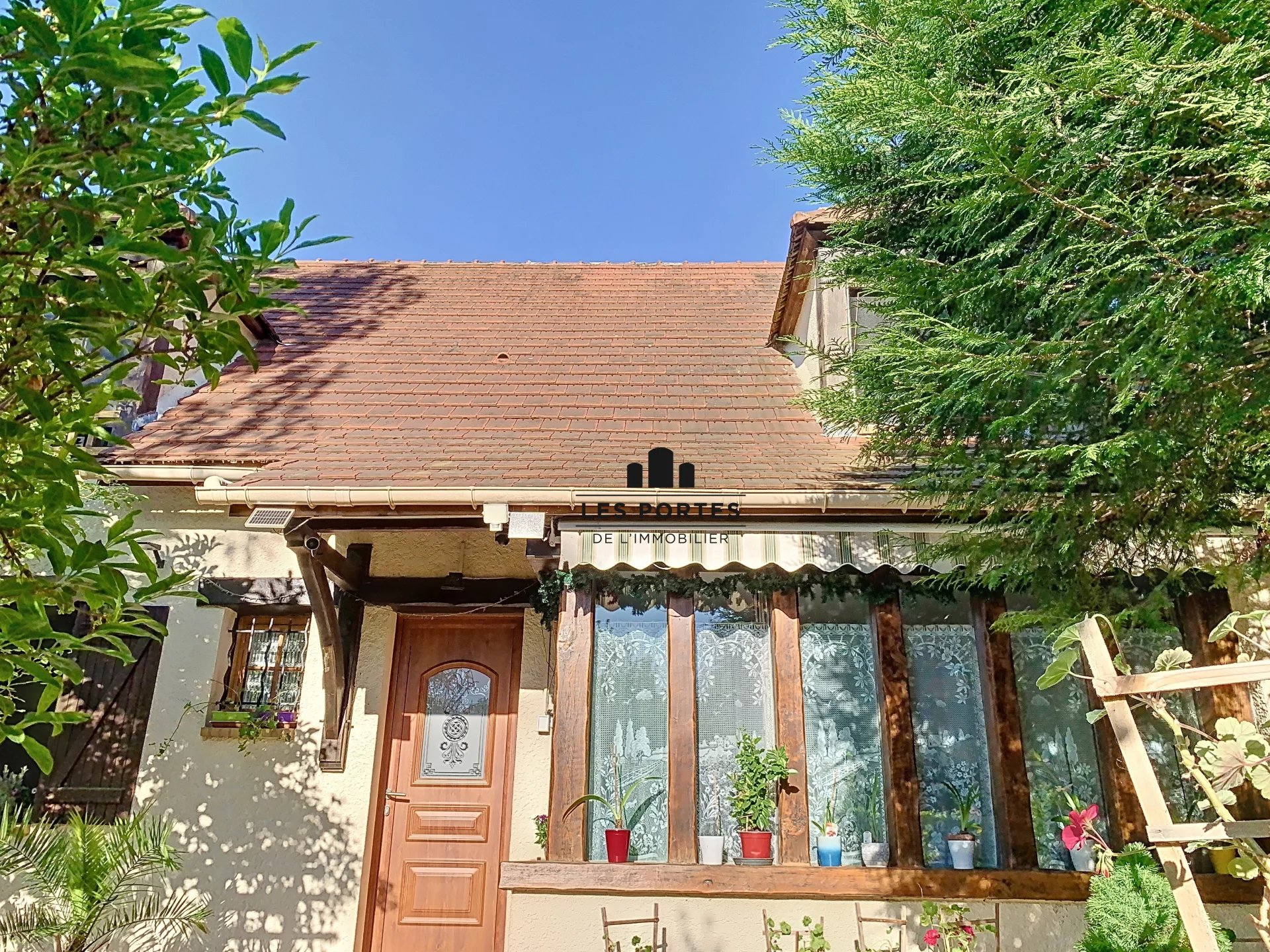 Agence immobilière de 