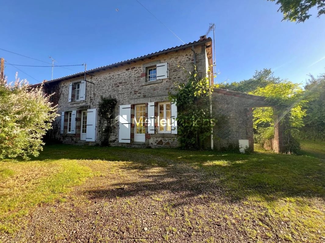 Maison familiale 3 chambres de 124 m² à La Roche-sur-Yon 85000