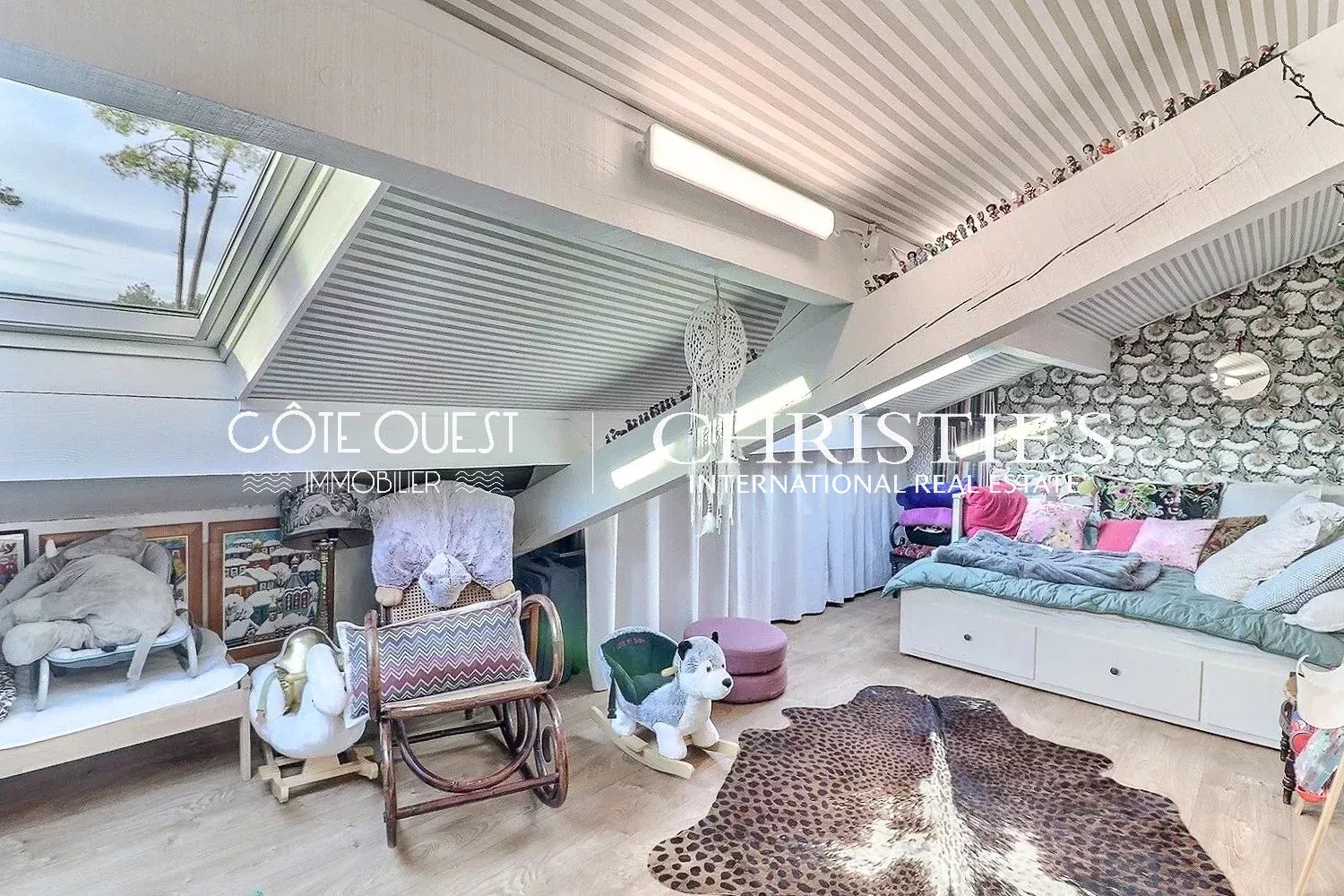 5 Bedroom Villa/Townhouse's Image 13