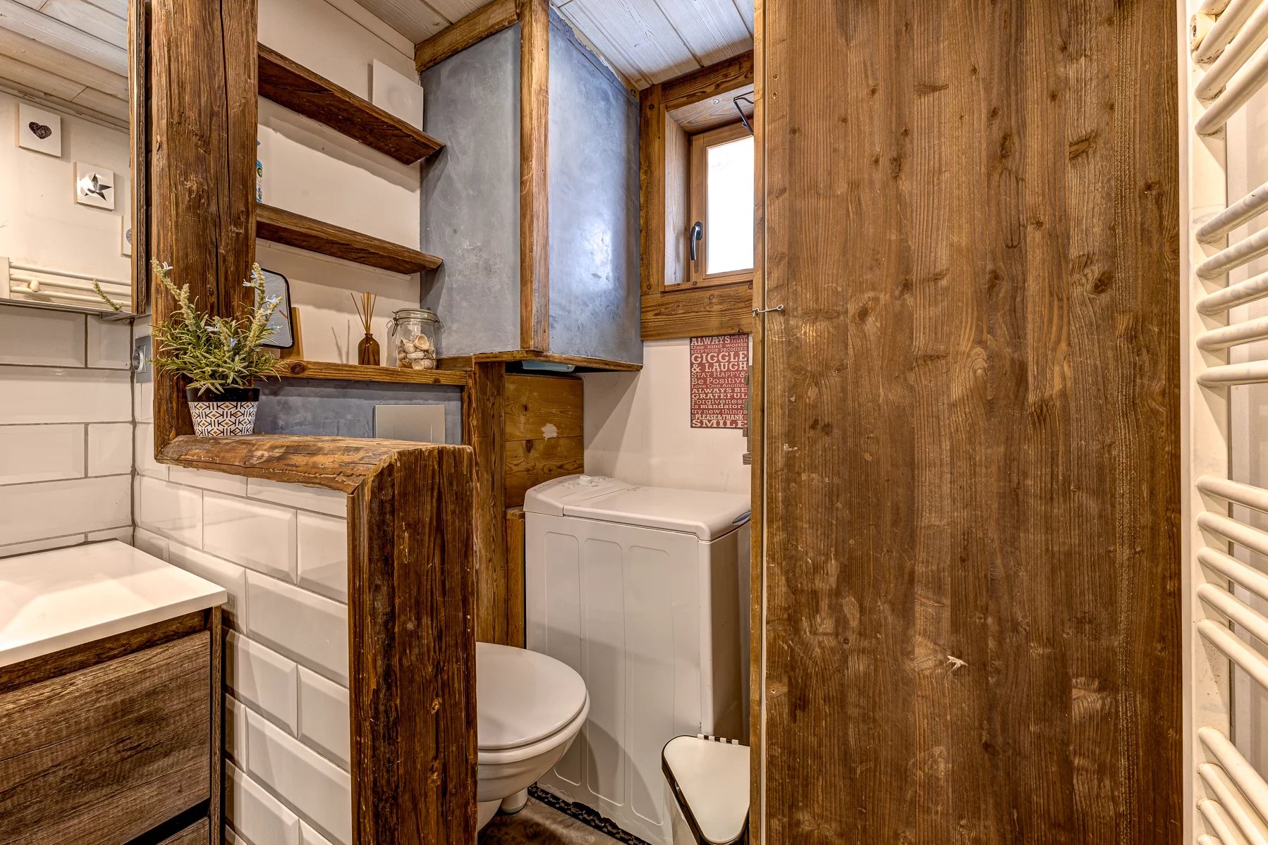 Photo of CHAMONIX - A 2 bedroom chalet surrounded by nature