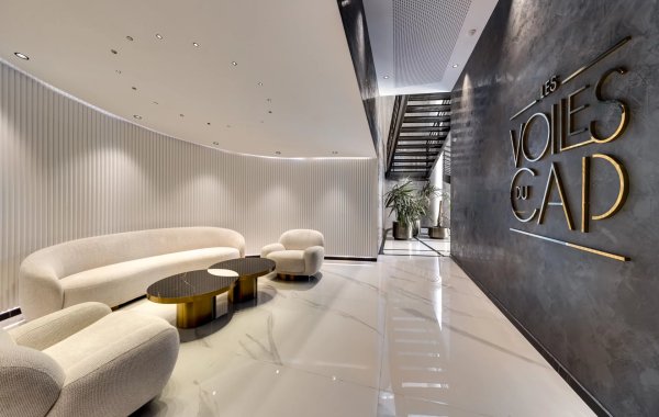 Exceptional Penthouse Steps from Monaco — Panoramic Sea View — photo 4