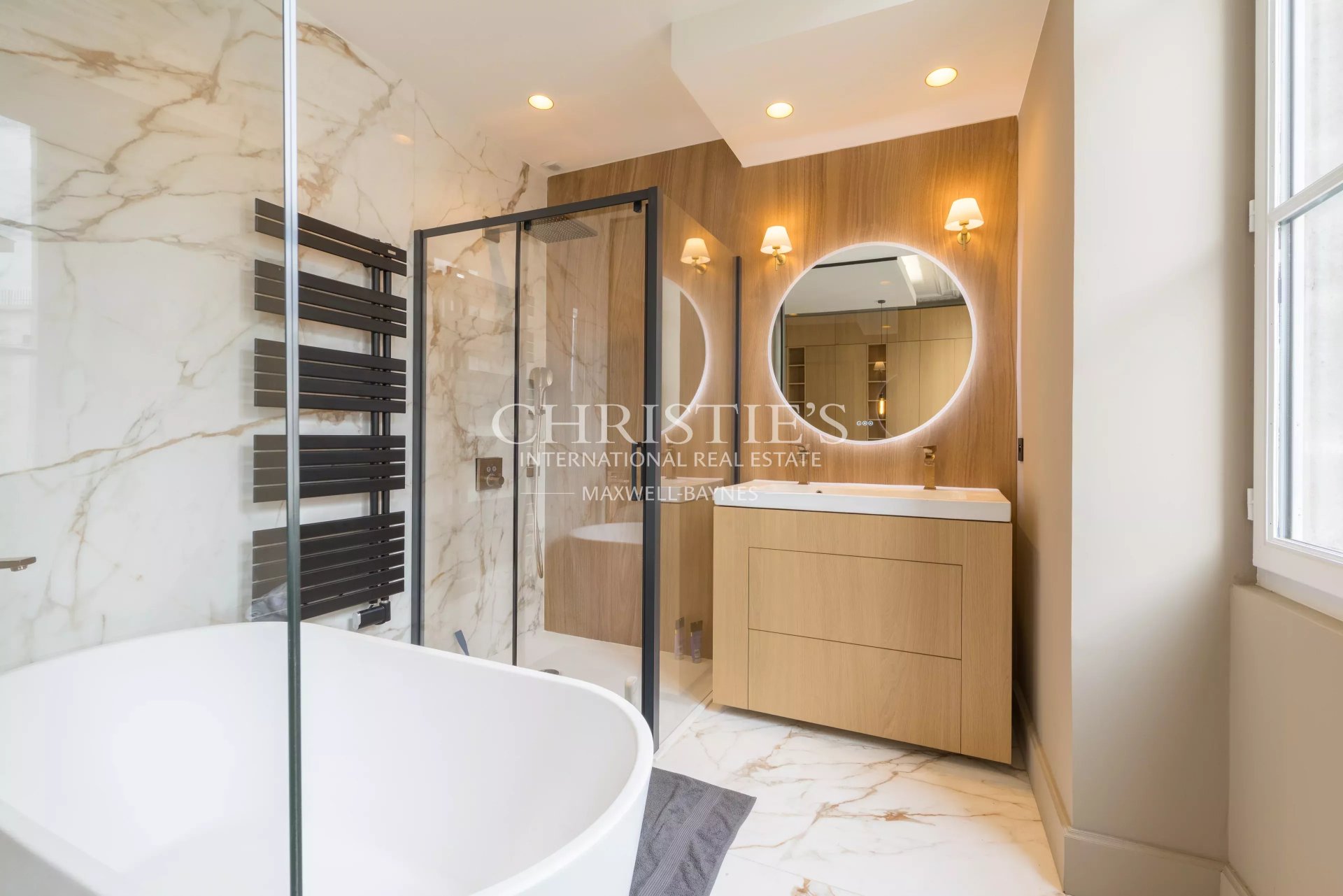 2 Bedroom Apartment/Flat's Image 16