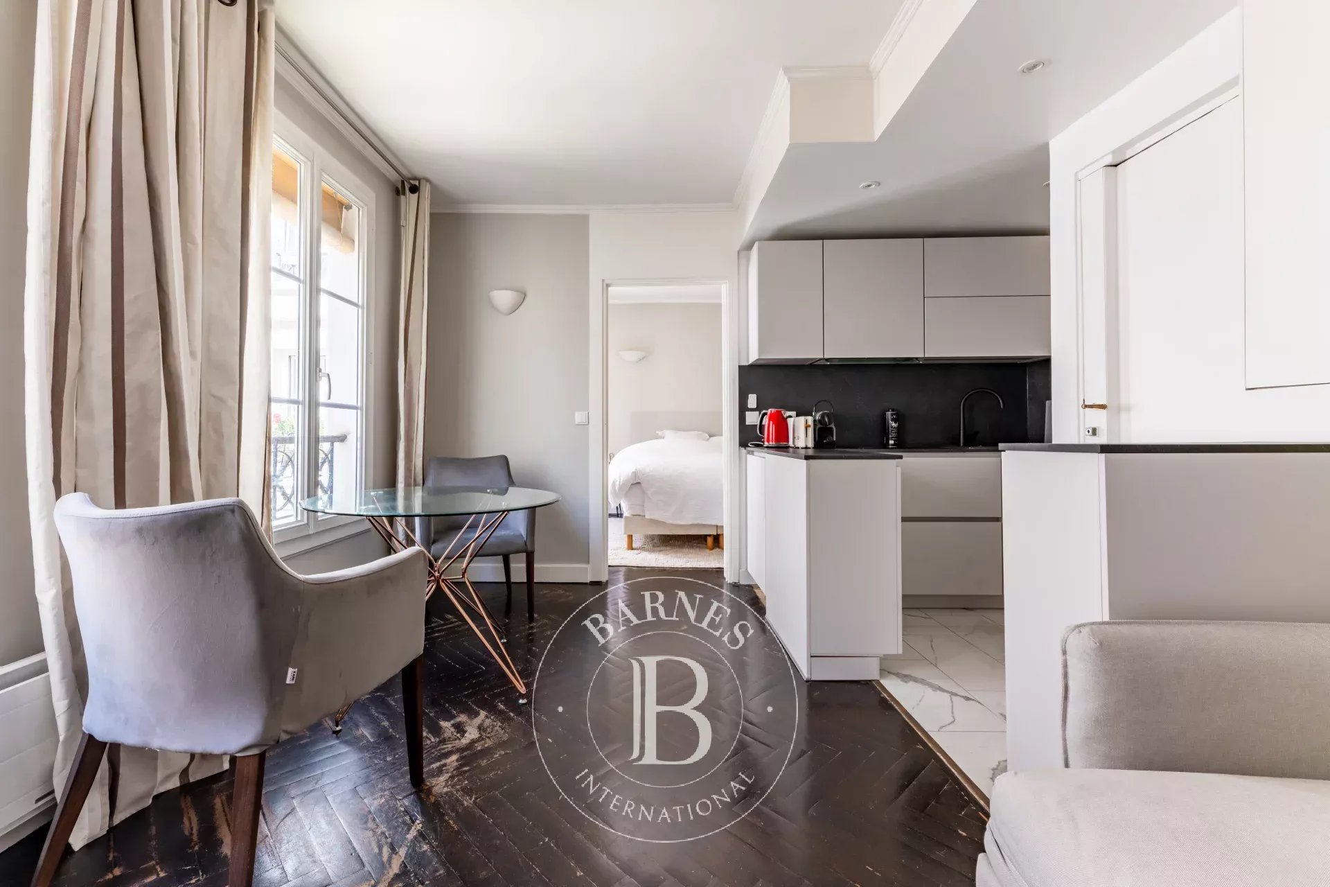 Apartment Paris 75008  -  ref 87042664 (picture 3)