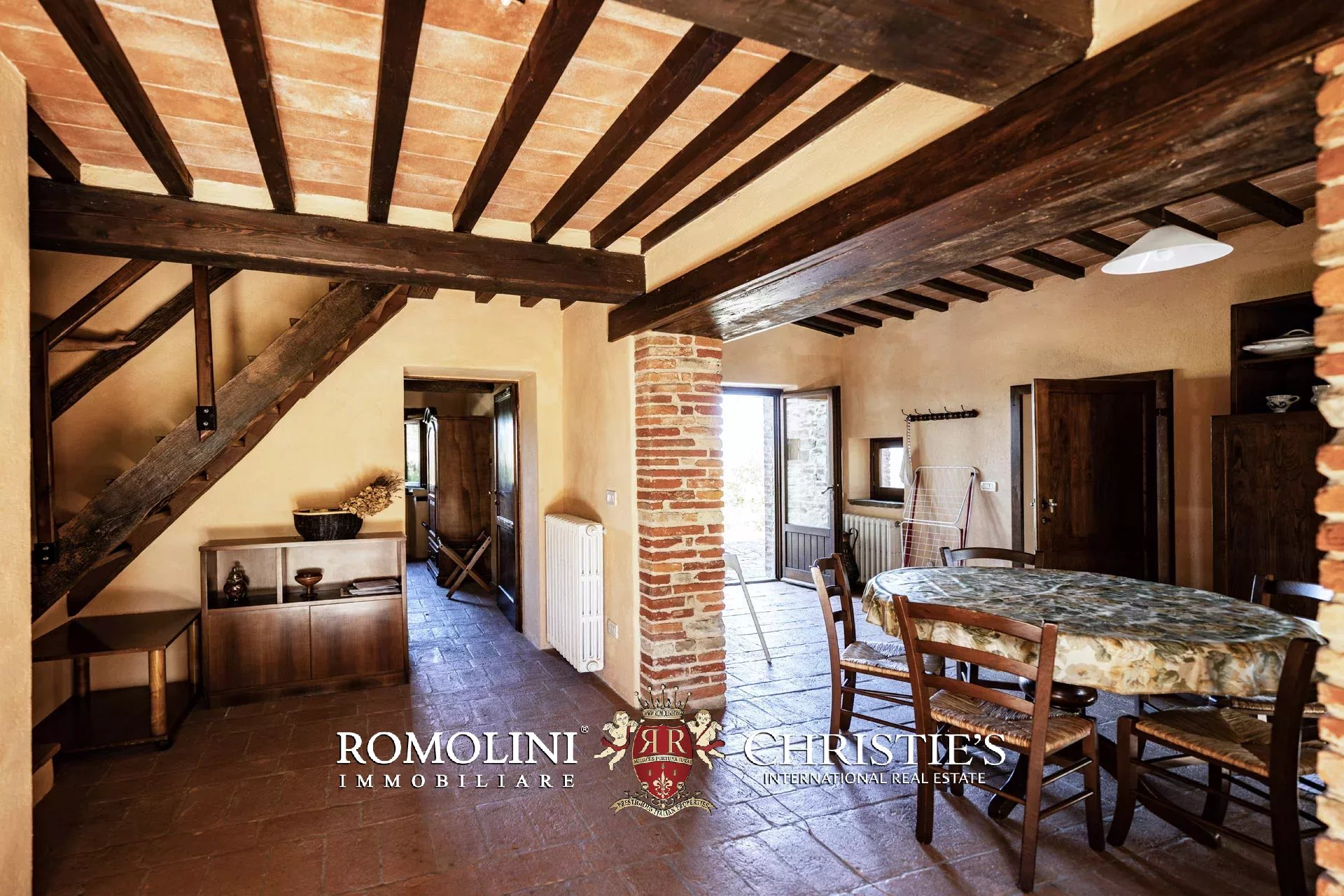 8 Bedroom Villa/Townhouse's Image 19