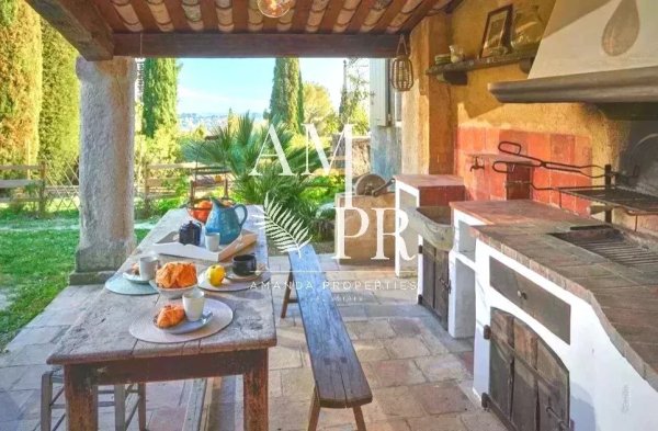 Mougins - renovated Provencal house with sea view — photo 5