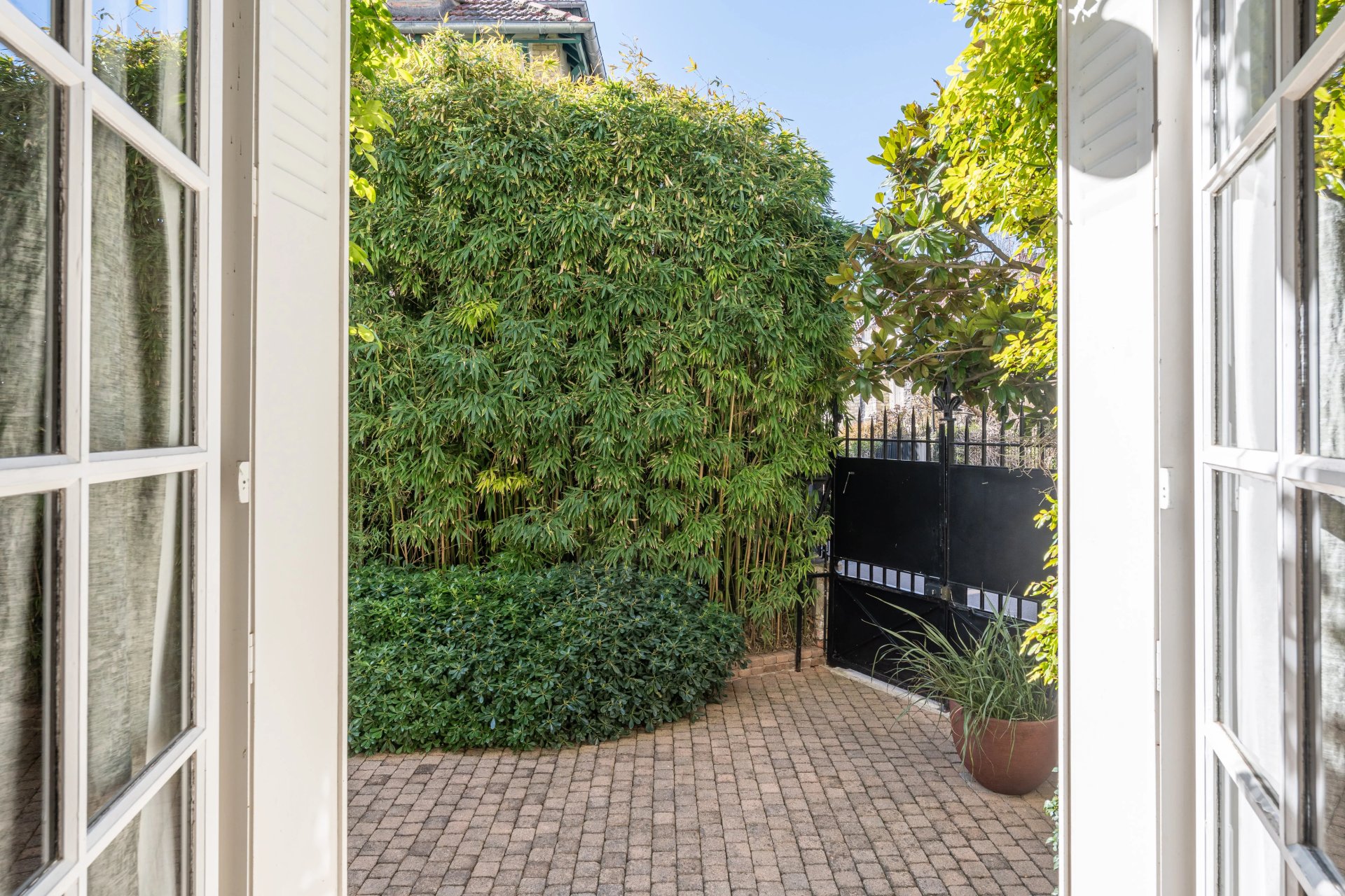 5 Bedroom Villa/Townhouse's Image 24