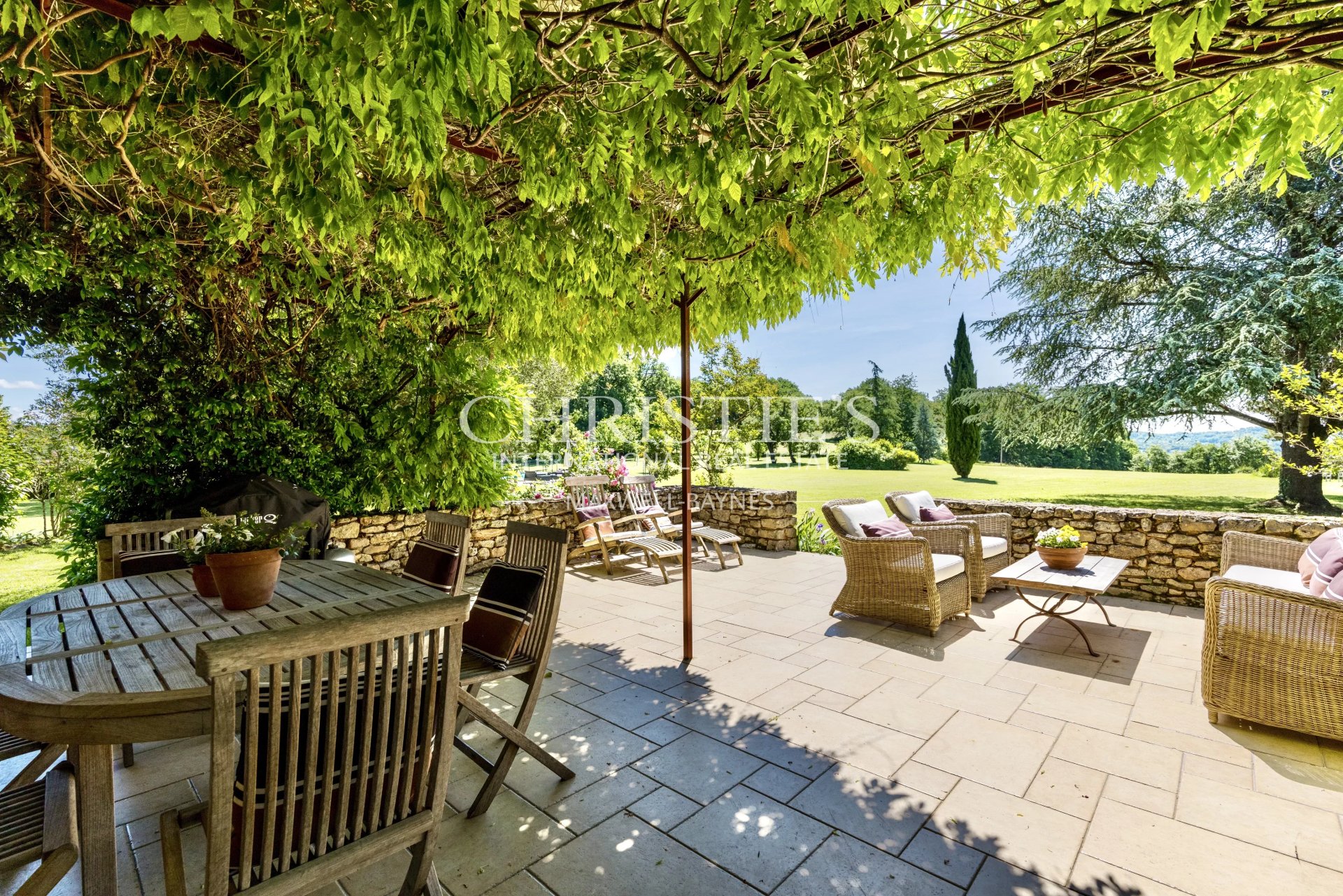 11 Bedroom Villa/Townhouse's Image 19