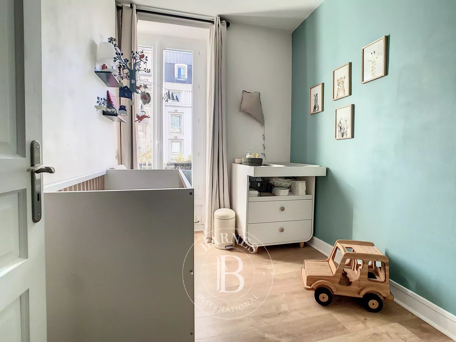 Daire Paris 10ème - picture 6