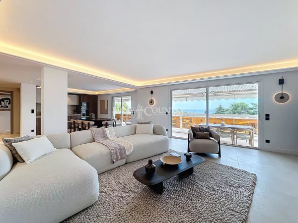 5 BEDROOM APARTMENT FOR SALE CANNES — photo 2