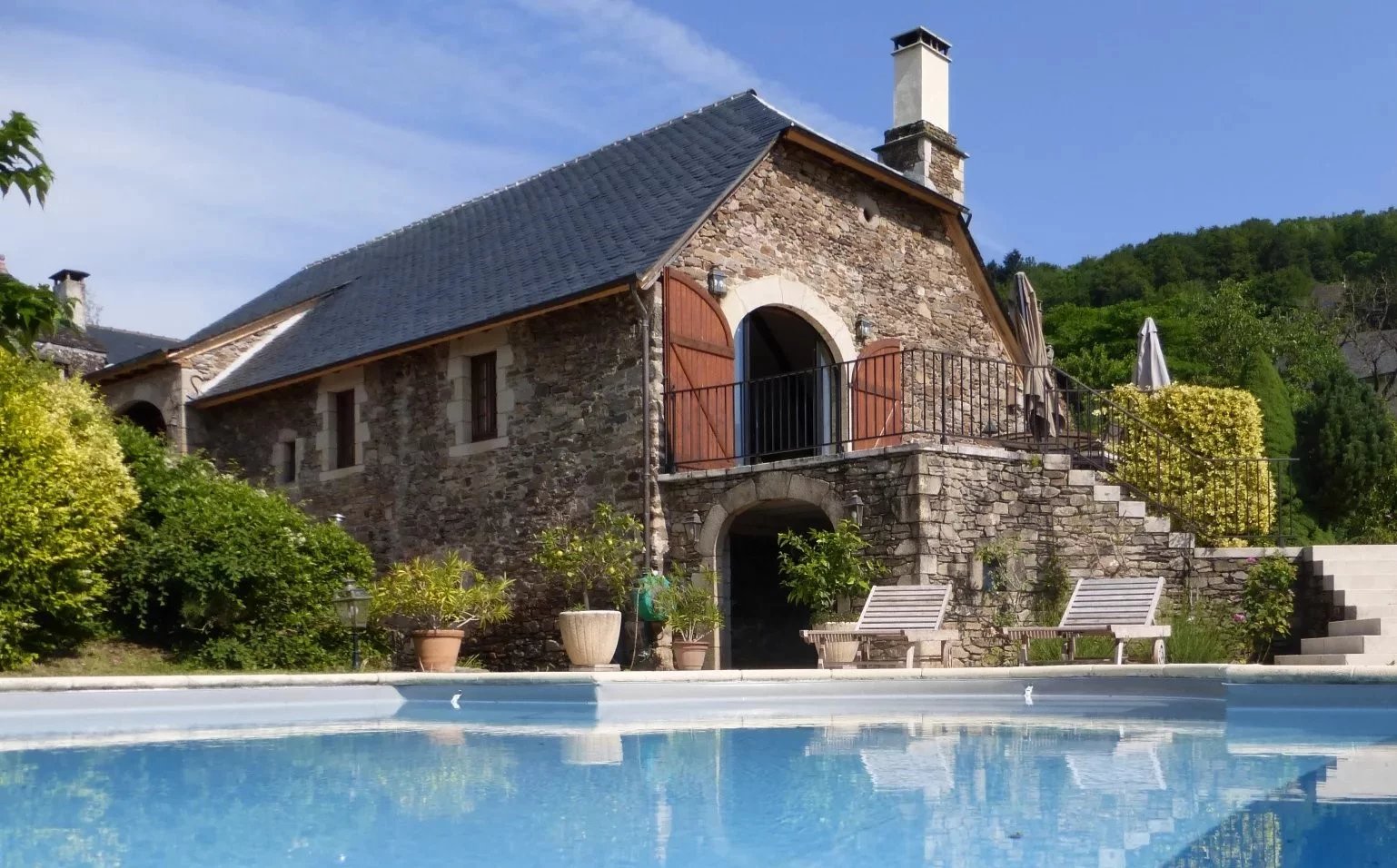 Belle conversion pour cette grange située dans une vallée pittoresque avec maison d'amis